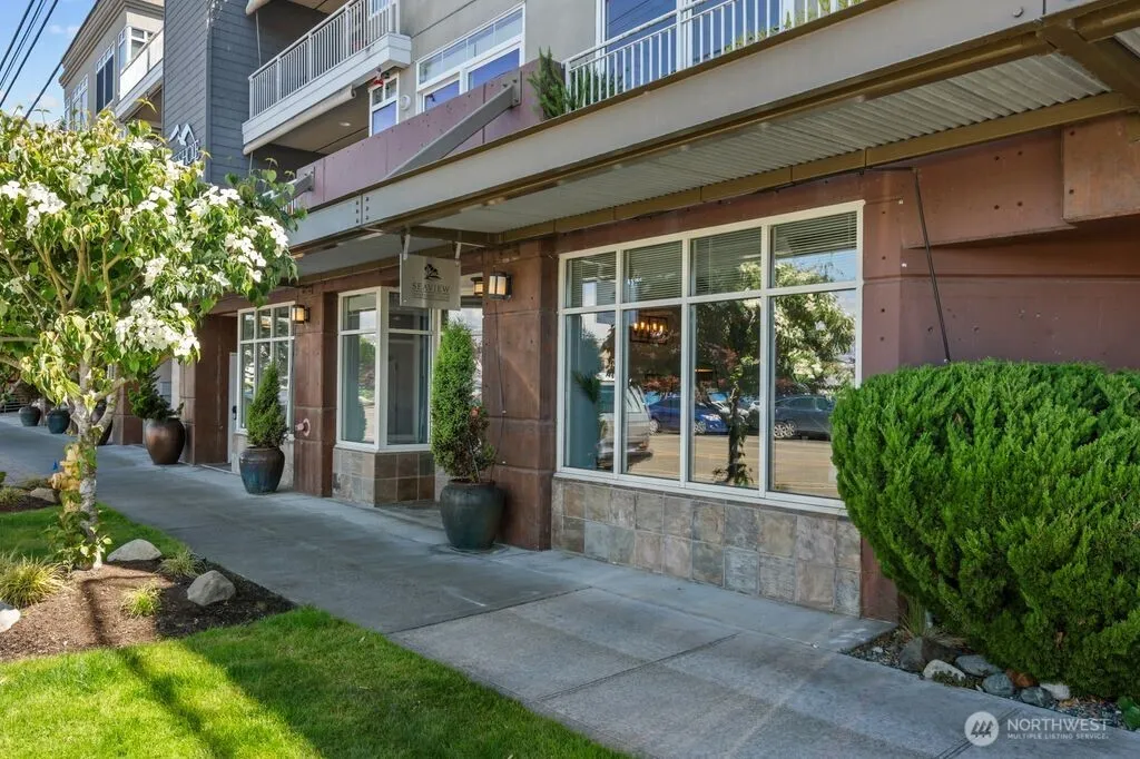 Property photo for 6044 Seaview Avenue Nw #102, Seattle