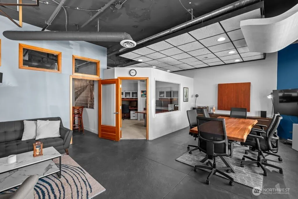 Property photo for 6044 Seaview Avenue Nw #102, Seattle photo 5
