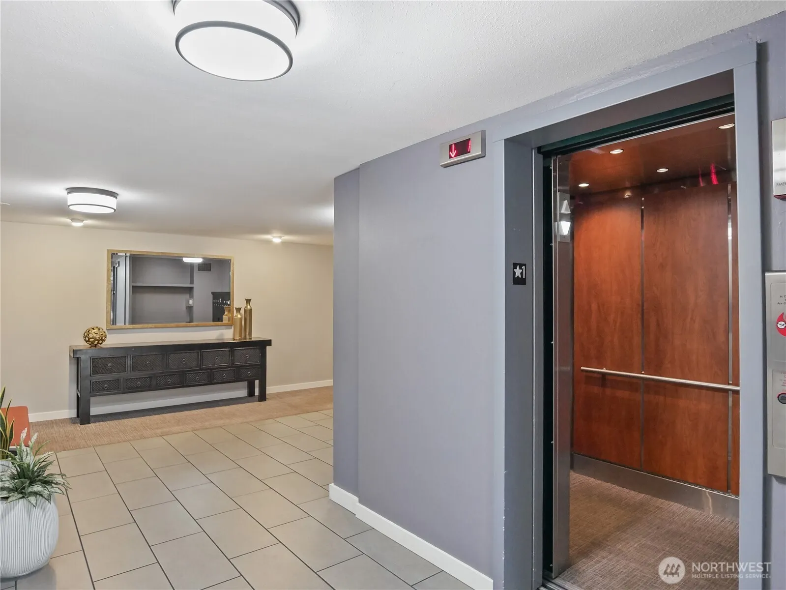 Property photo for 1250 Taylor Avenue N #105, Seattle photo 4