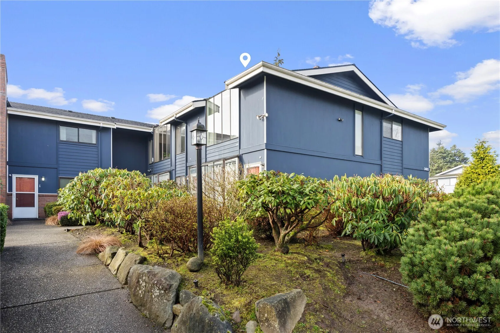 Property photo for 3401 Oaks Avenue #6, Everett photo 2