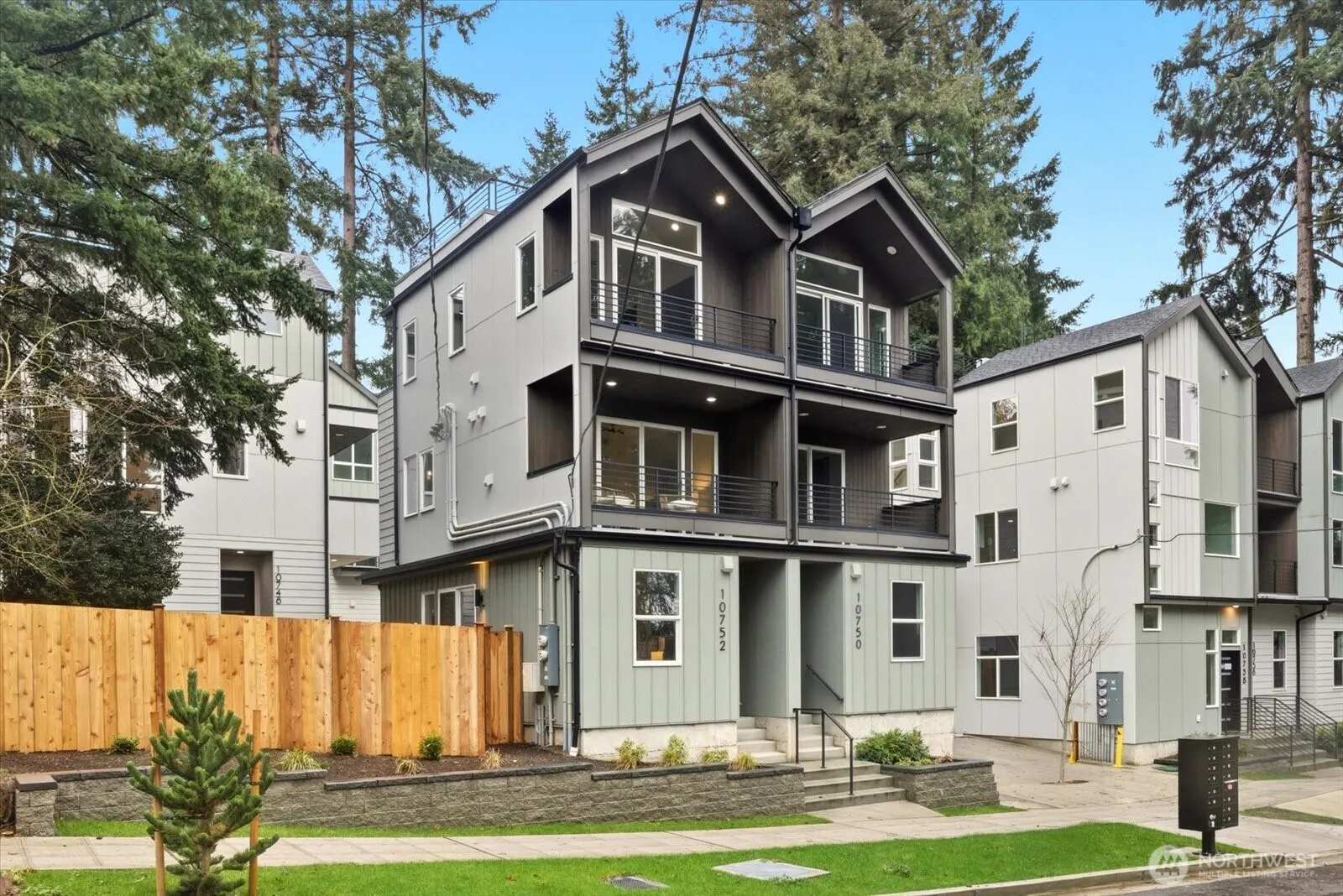 Property photo for 10752 Interlake Avenue N, Seattle