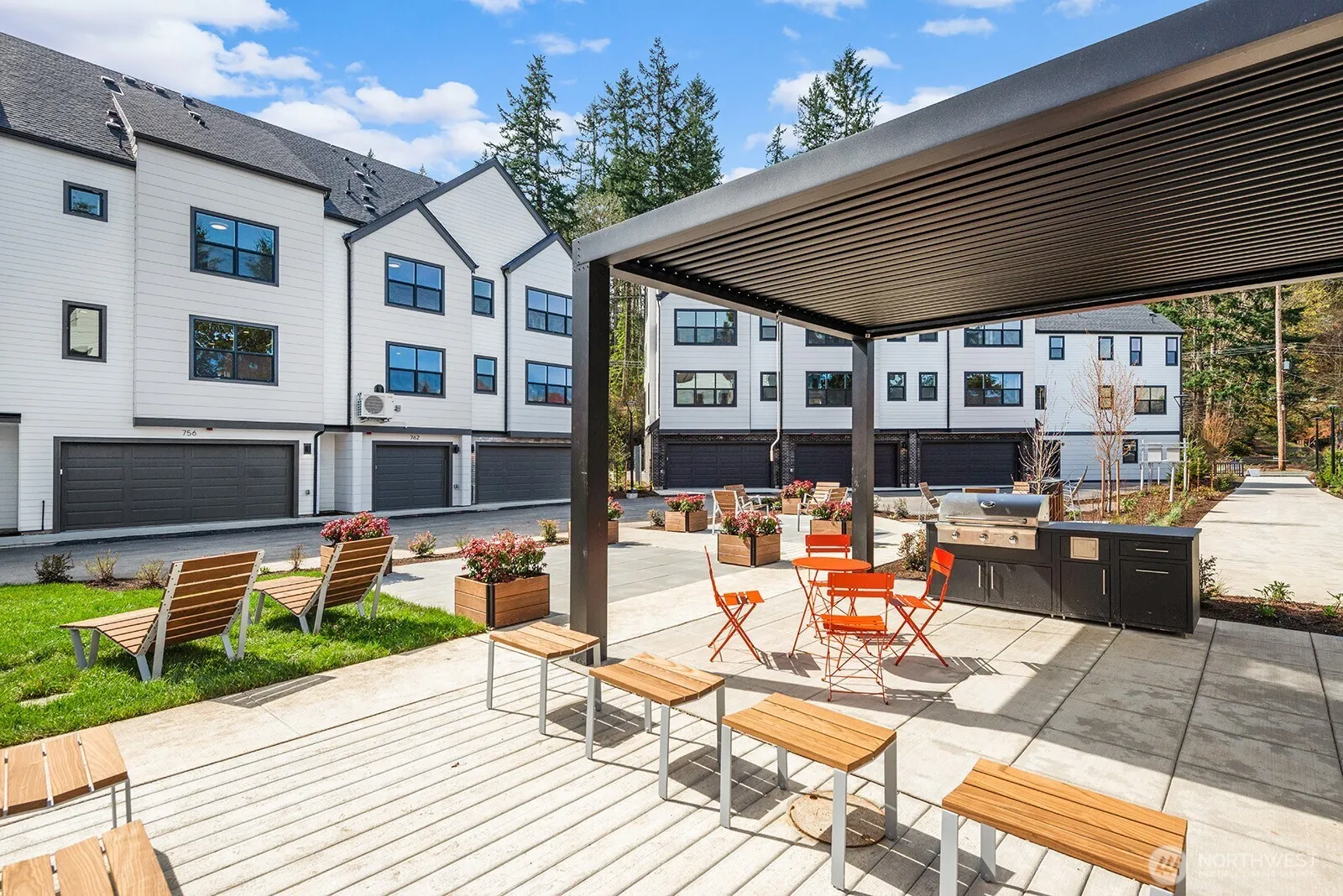 Property photo for 714 Newport Way Nw, Issaquah
