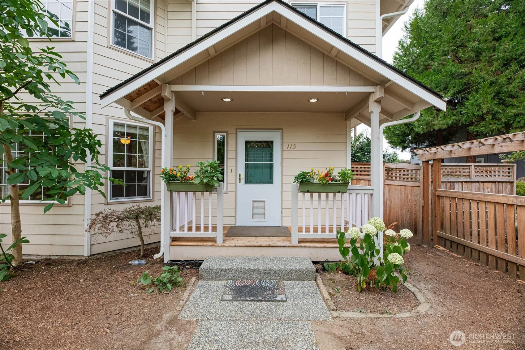 Property photo for 115 Long Street, Snohomish