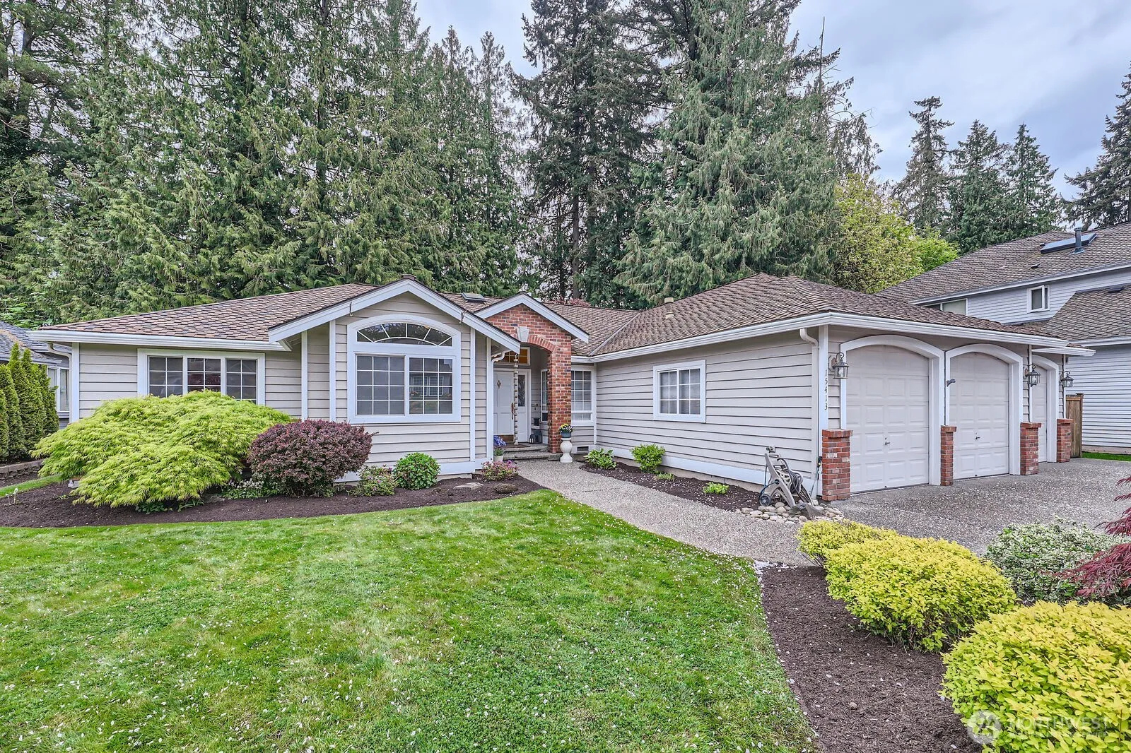 Property photo for 15413 34th Avenue Se, Mill Creek photo 2