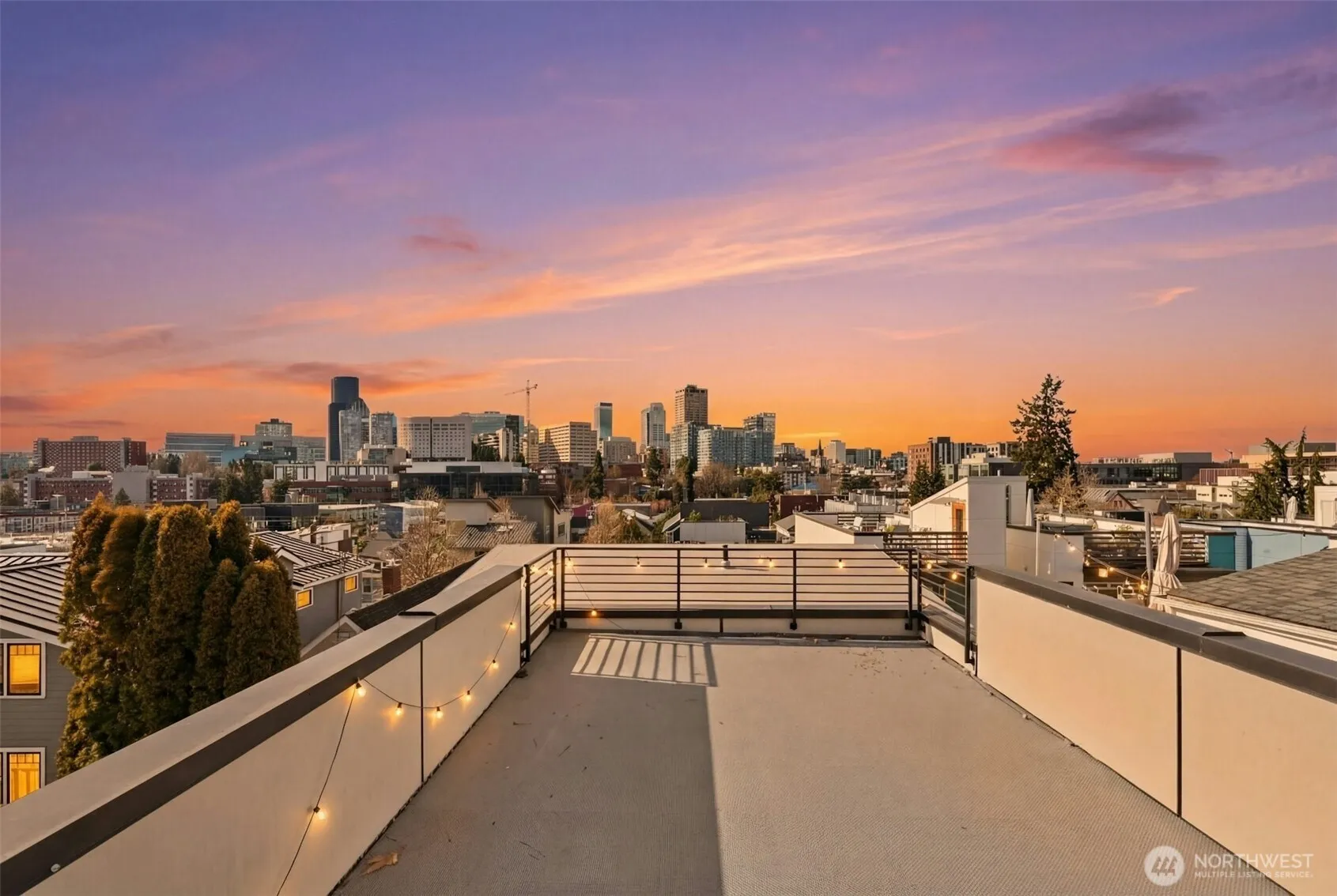 Property photo for 916 B 14th Avenue, Seattle
