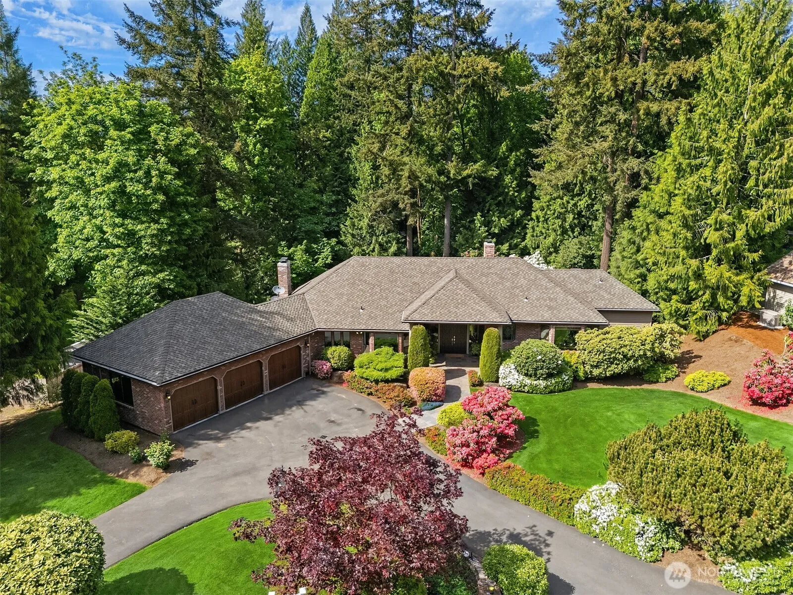 Property photo for 16414 Ne 135th Street, Redmond
