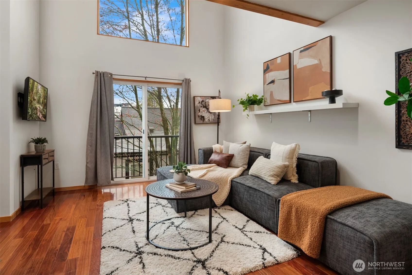 Property photo for 9057 17th Avenue Sw, Seattle photo 5