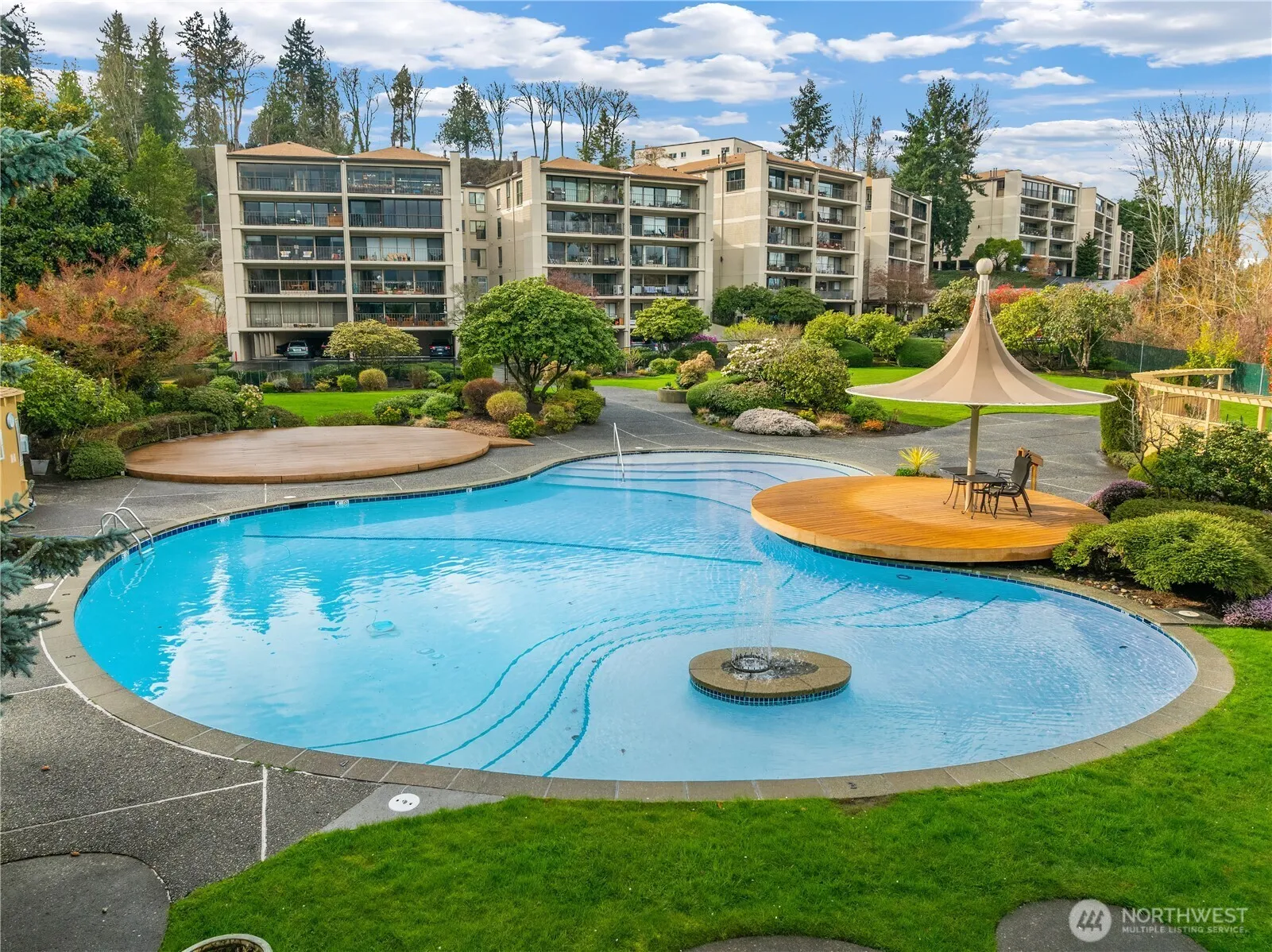 Property photo for 8005 Sand Point Way Ne #a31, Seattle photo 3