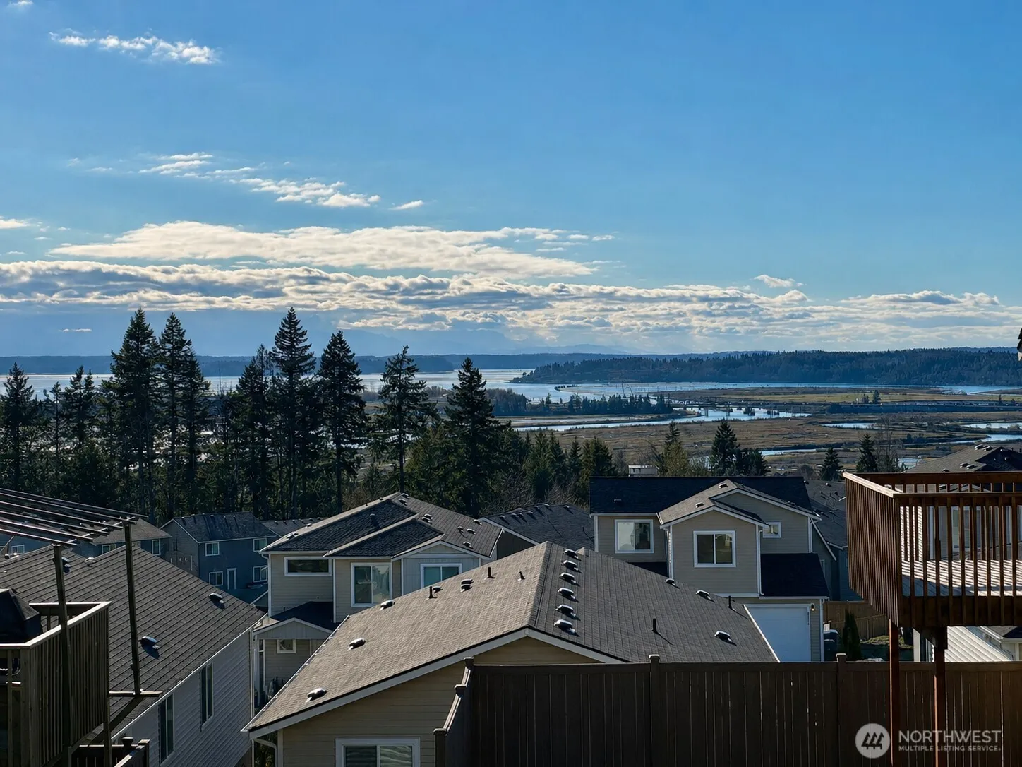 Property photo for 4334 69th Avenue Ne, Marysville photo 2