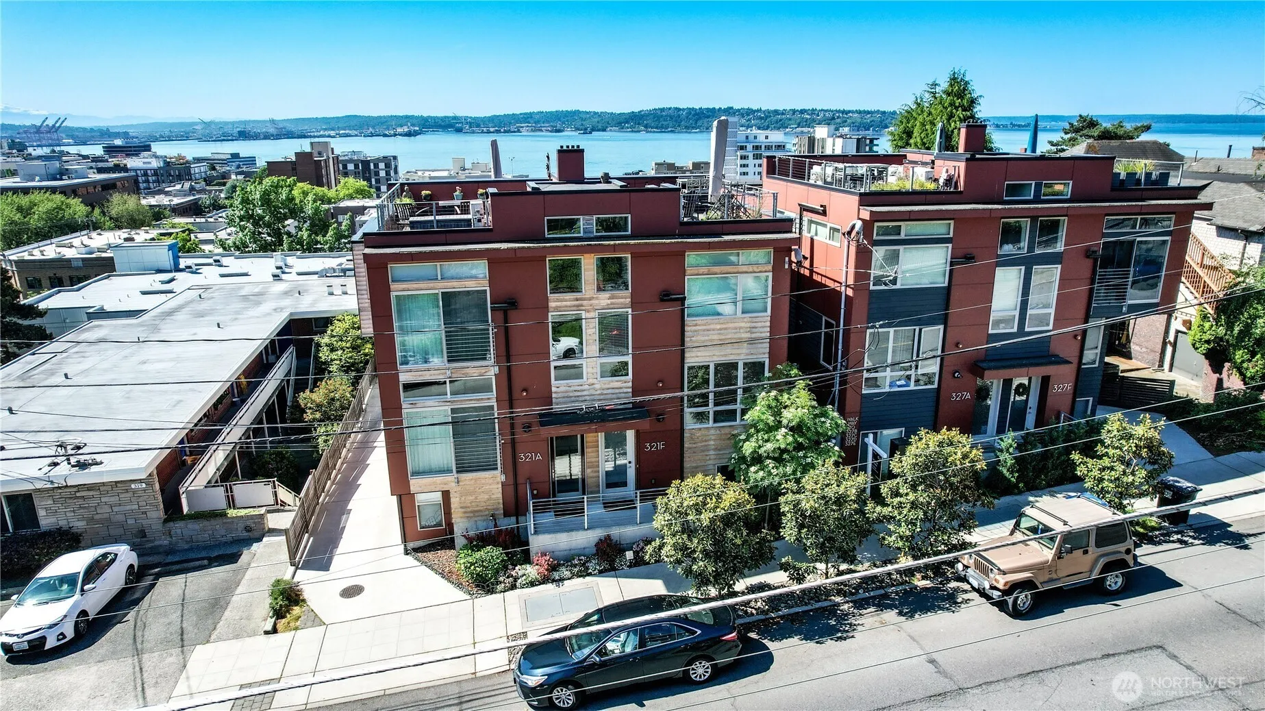Property photo for 321 W Olympic Place #a, Seattle photo 3