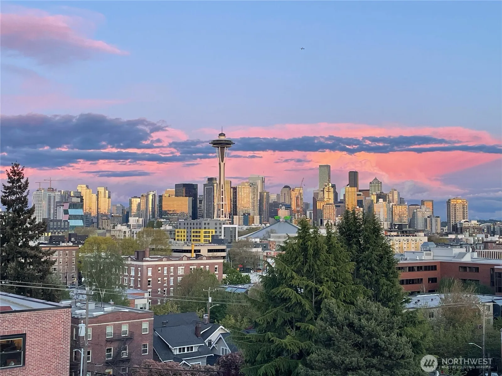 Property photo for 321 W Olympic Place #a, Seattle photo 2