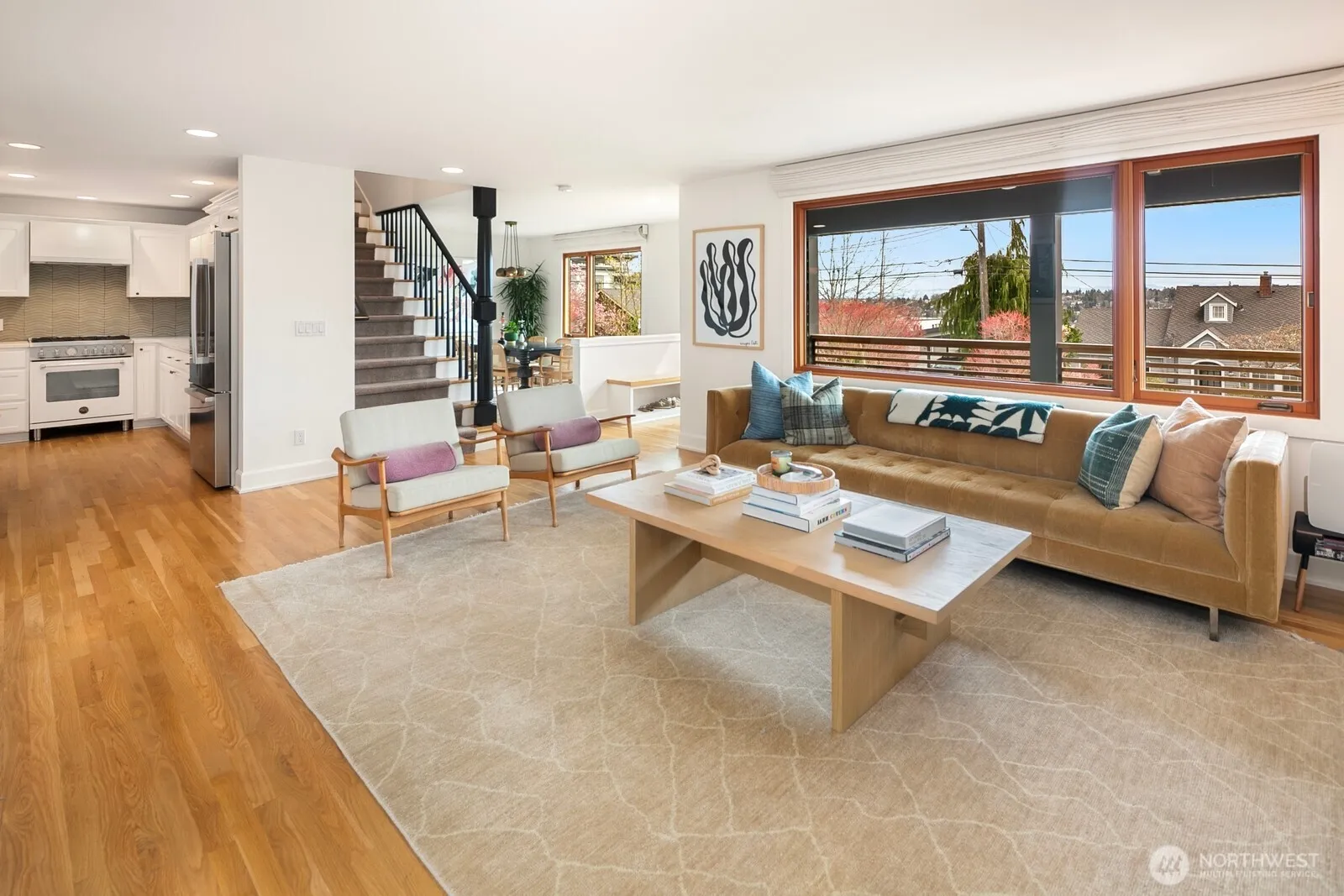 Property photo for 2507 27th Avenue W, Seattle photo 5