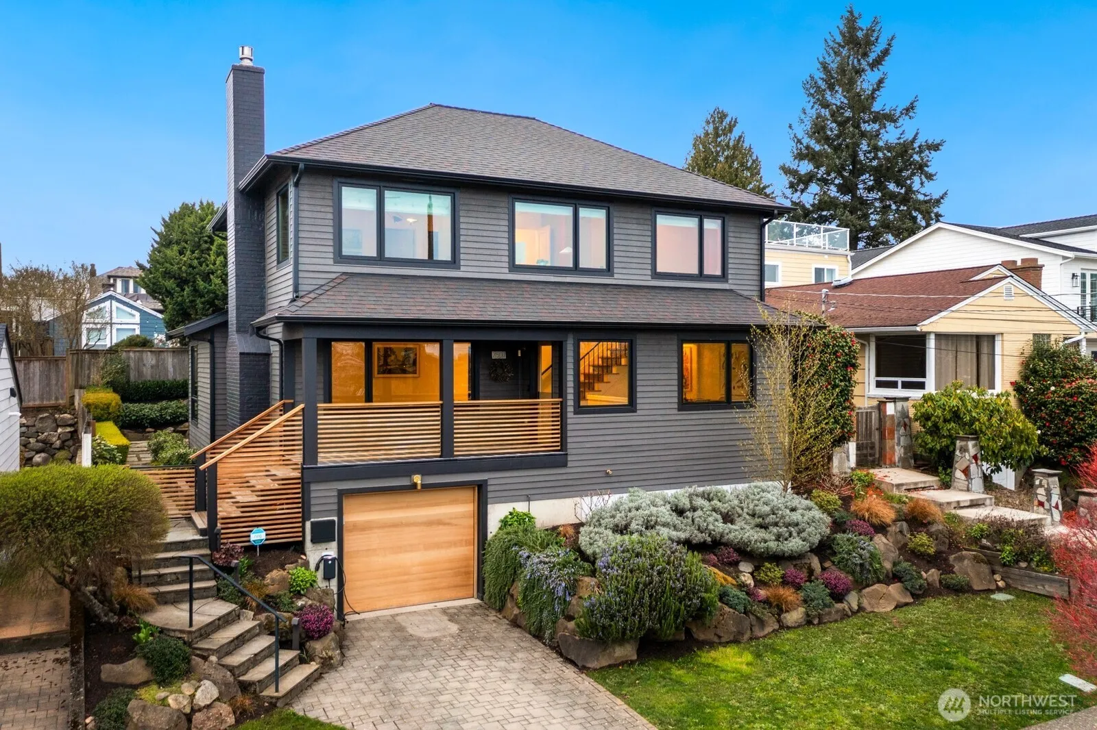 Property photo for 2507 27th Avenue W, Seattle