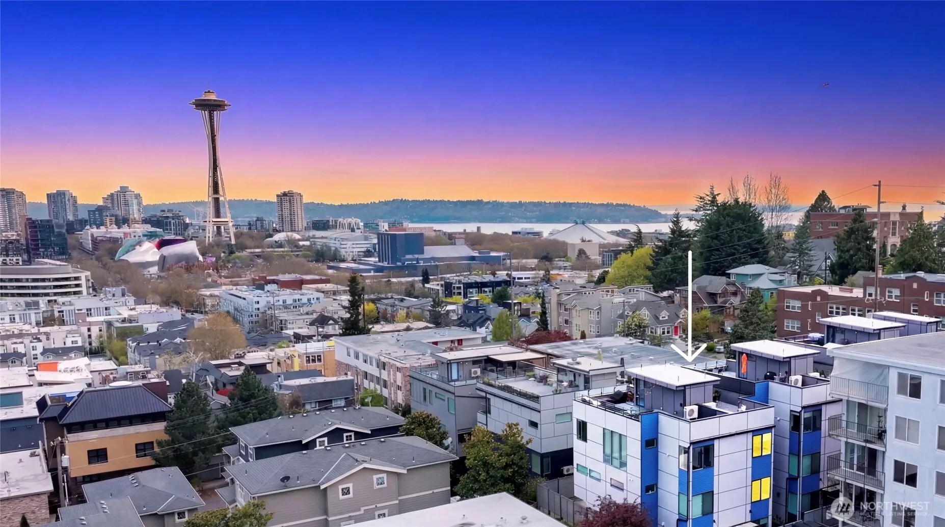 Property photo for 1122 5th Avenue N, Seattle photo 3
