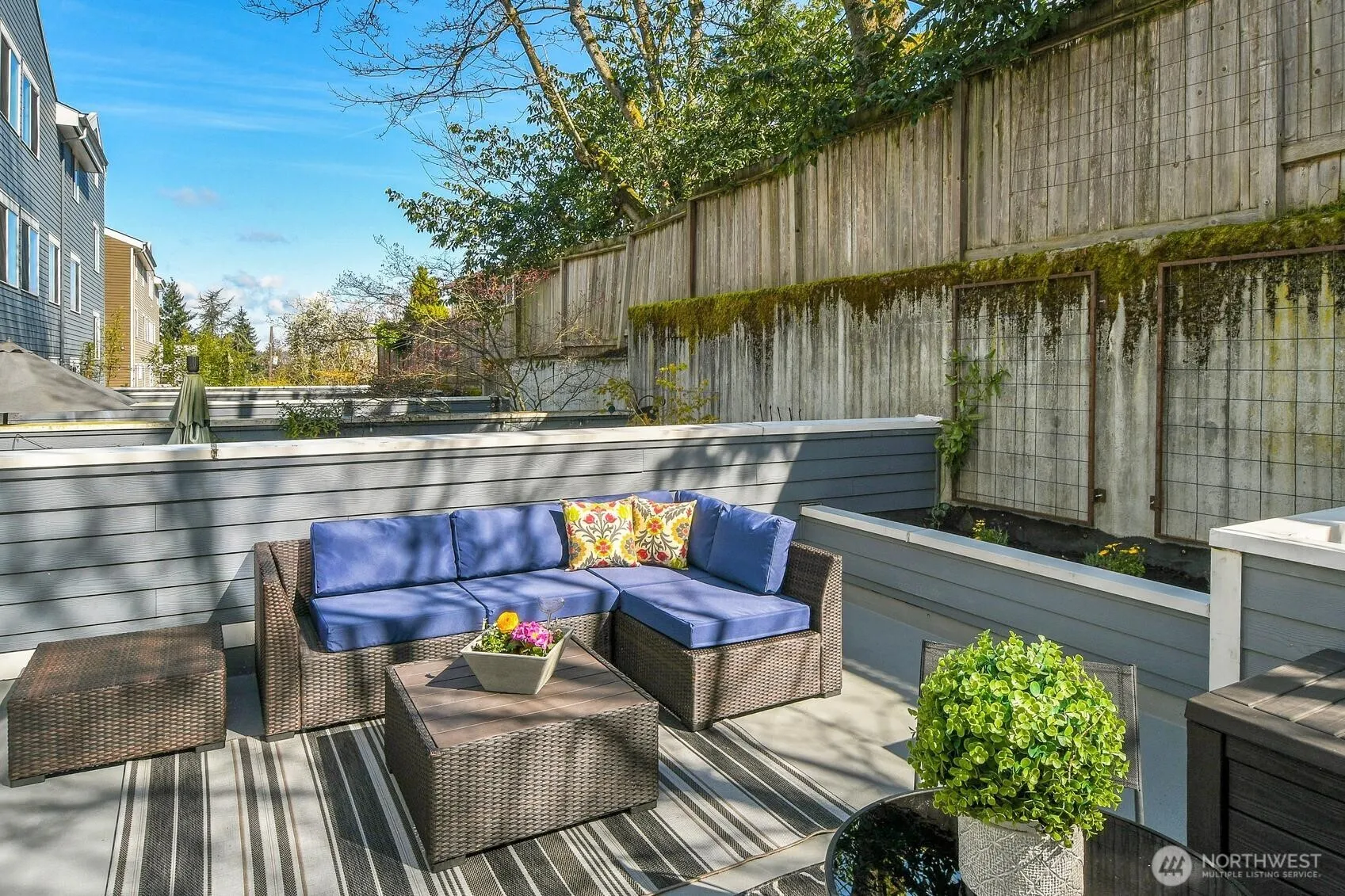 Property photo for 2350 10th Avenue E #111, Seattle photo 3