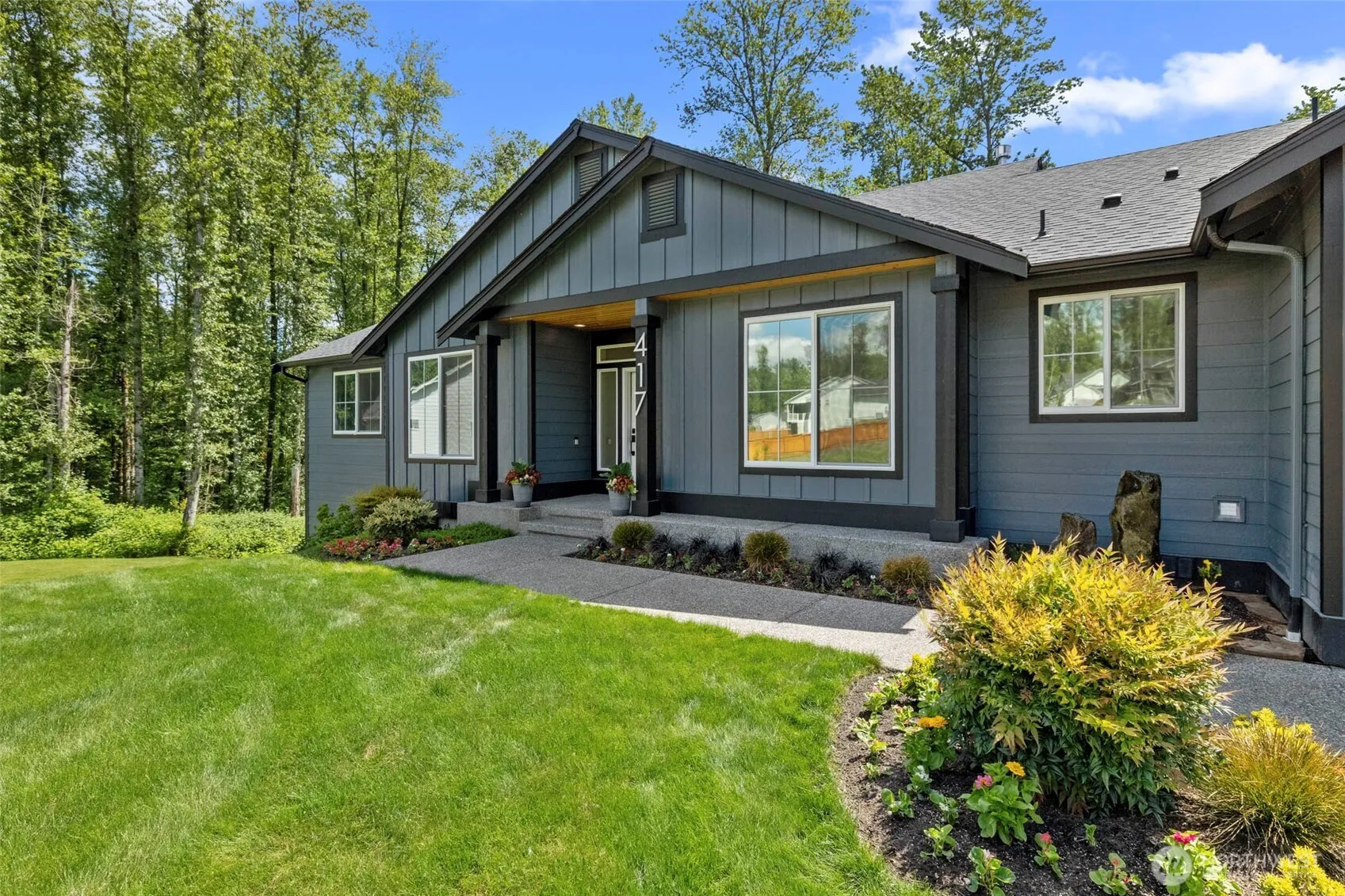 Property photo for 417 274th Street Ne, Arlington photo 4