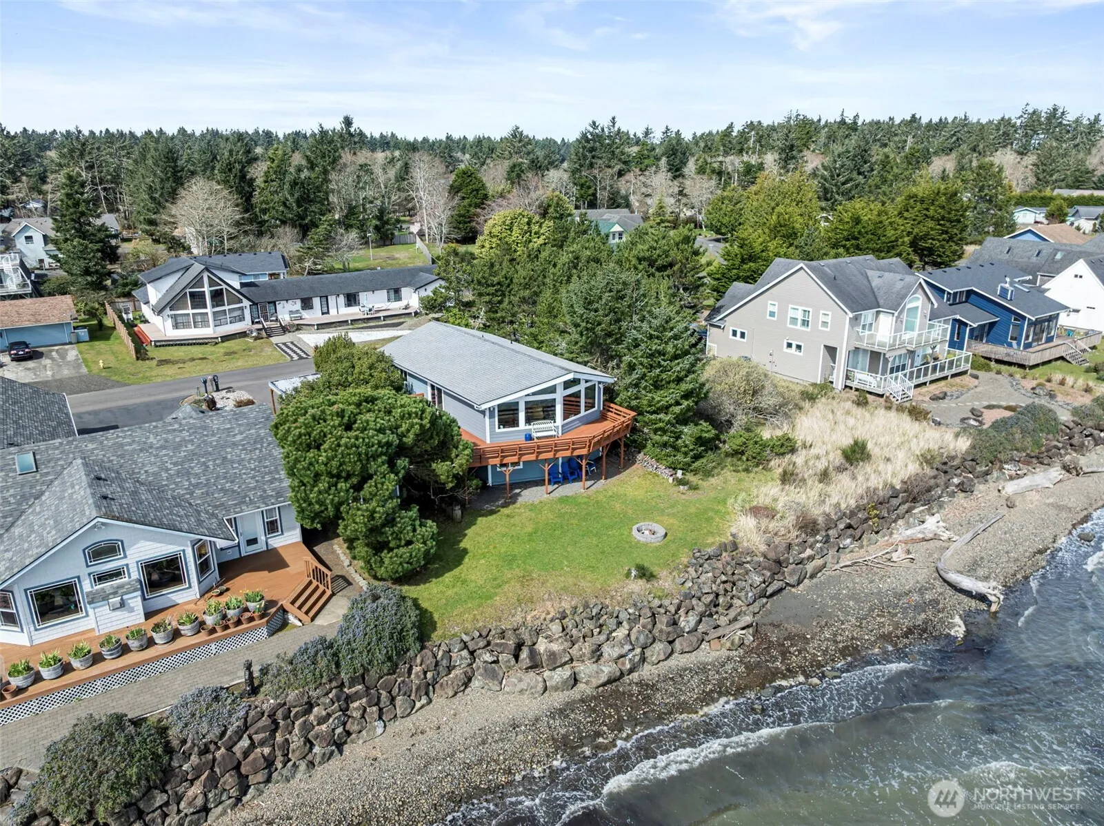 Property photo for 326 Harbor View Loop Se, Ocean Shores