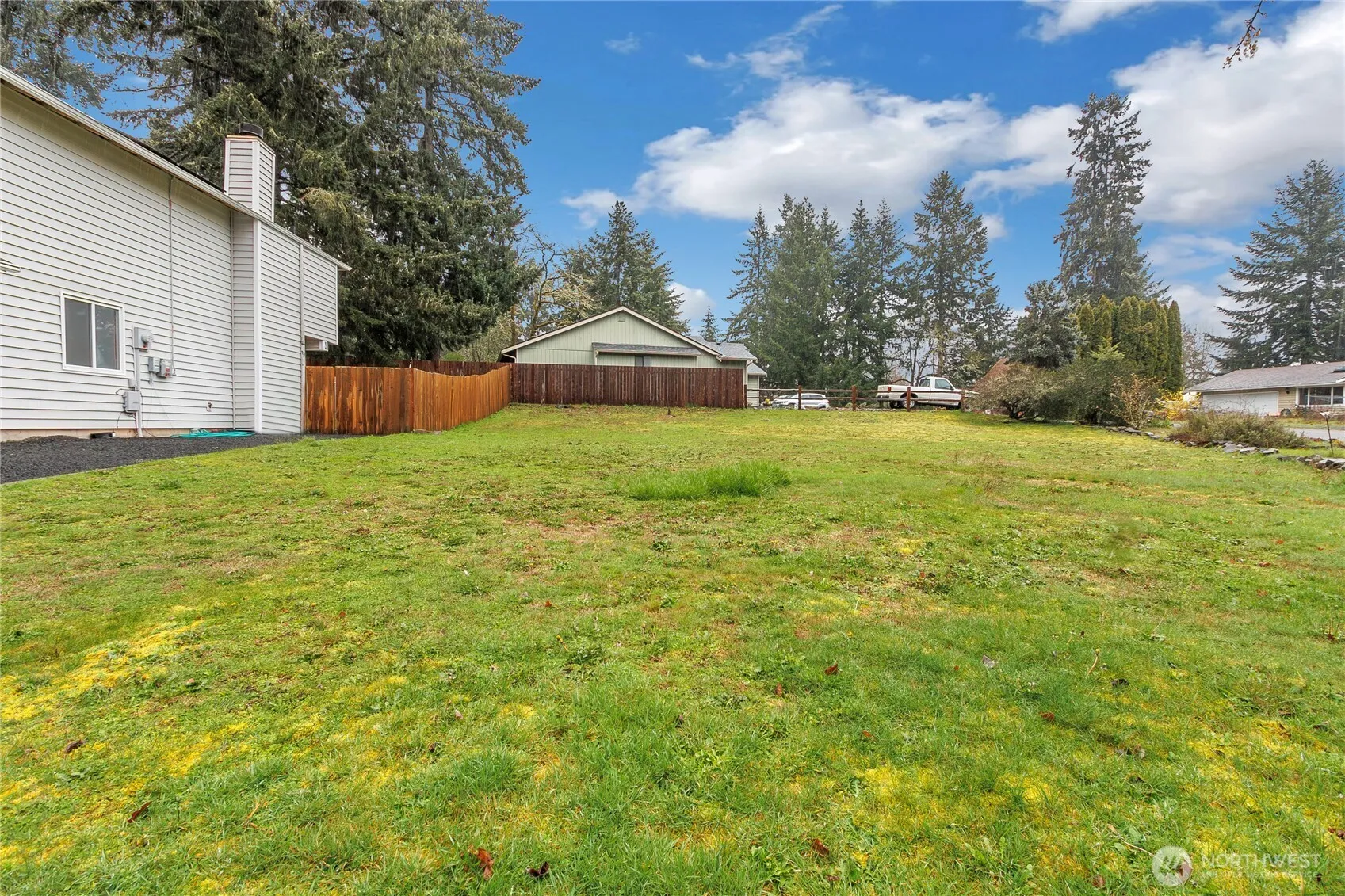 Property photo for 8600 Oxford Avenue Se, Lacey photo 5