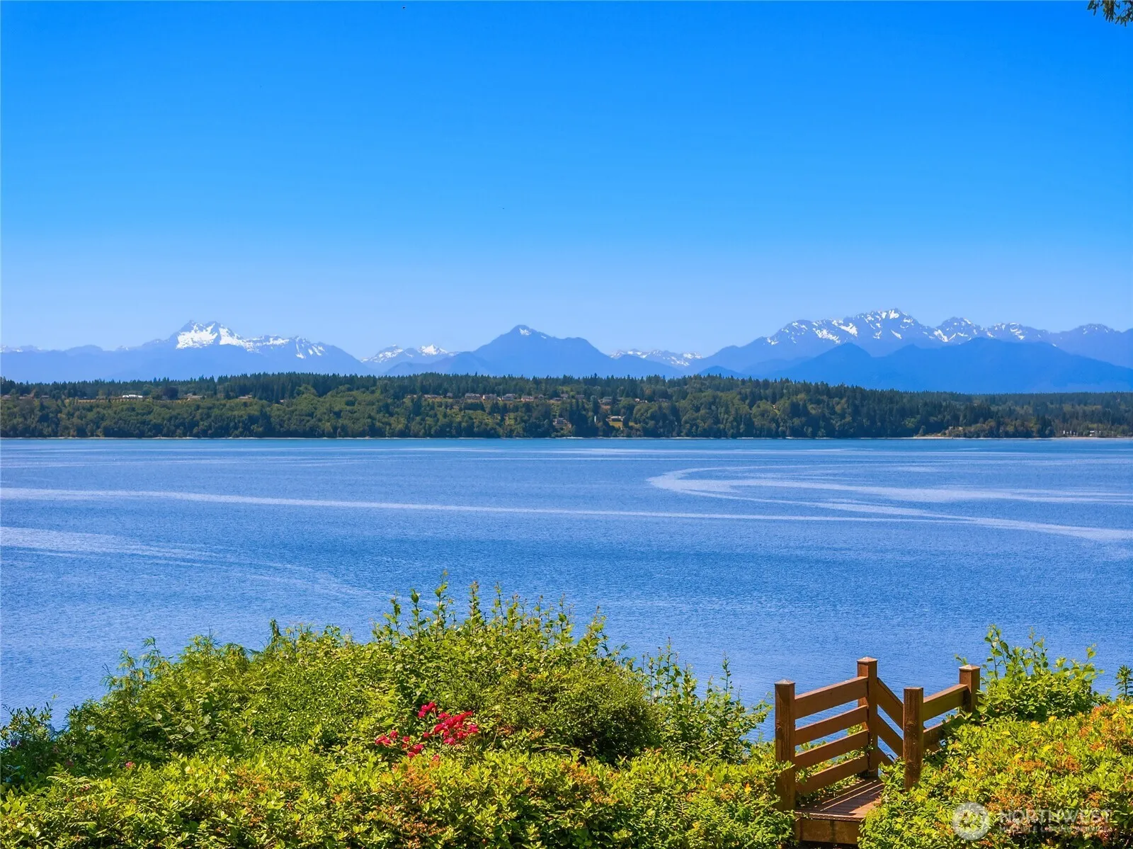 Property photo for 13401 Manzanita Road Ne, Bainbridge Island photo 4