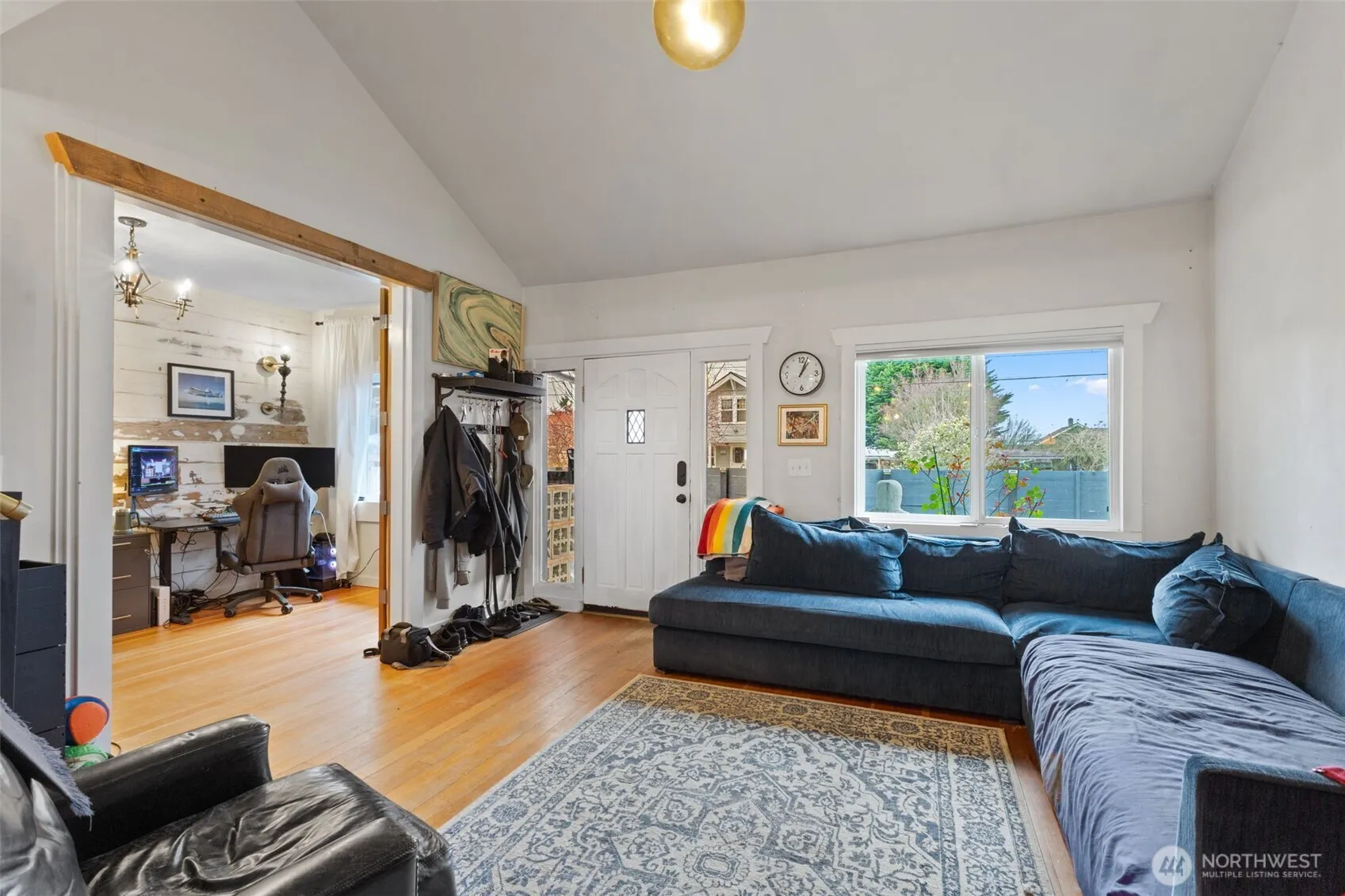 Property photo for 1053 S Southern Street, Seattle photo 4