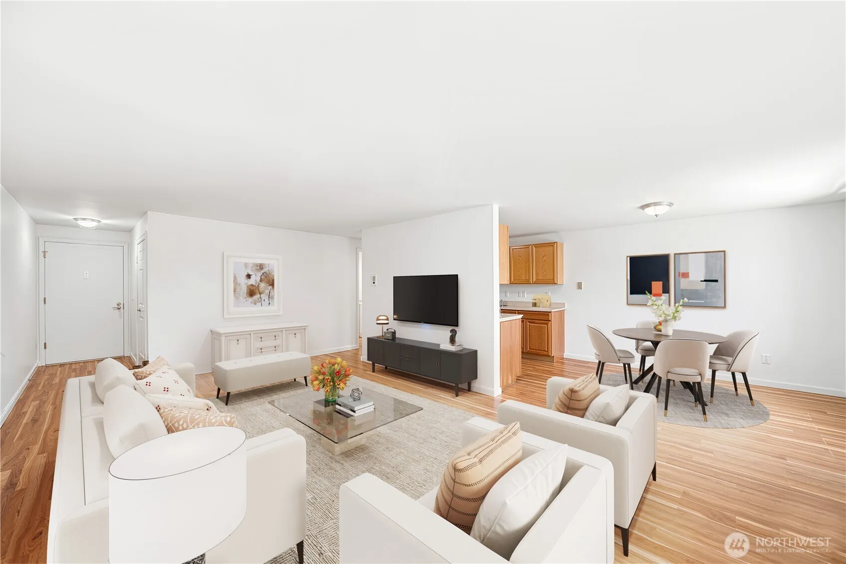Property photo for 11556 Greenwood Avenue N #105, Seattle photo 3