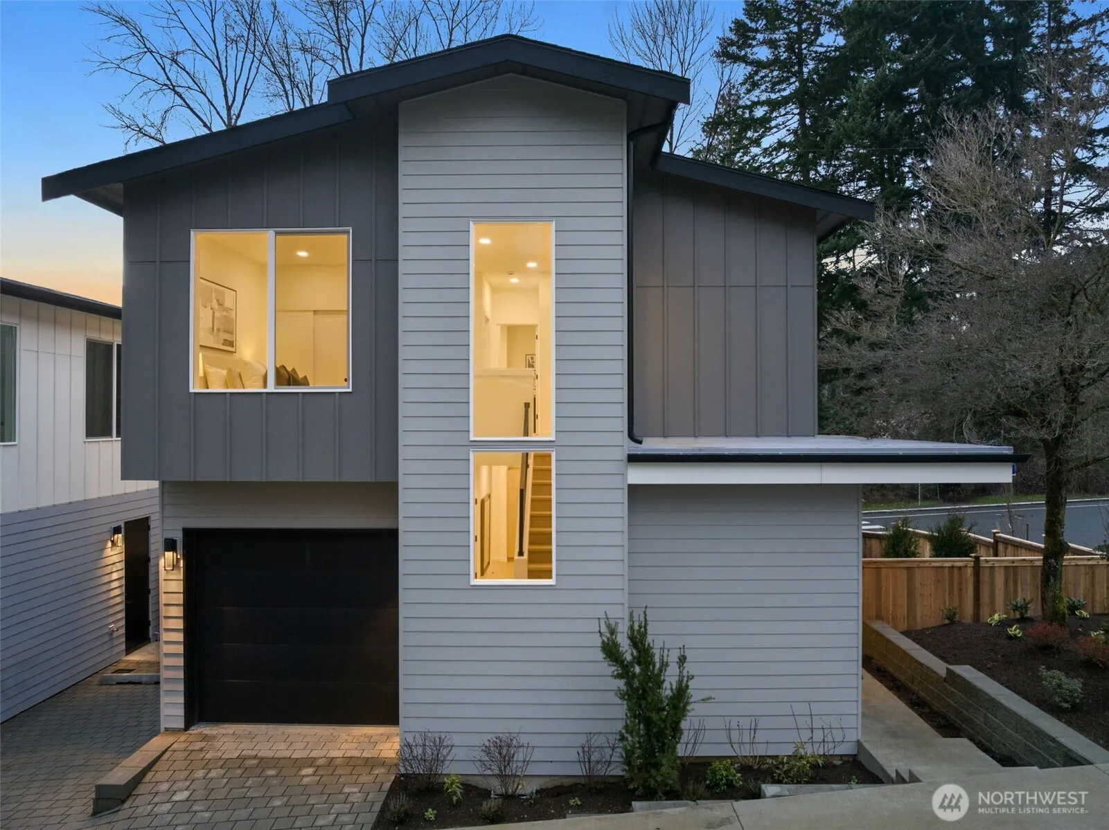 8403 Ne 137th Street, Kirkland