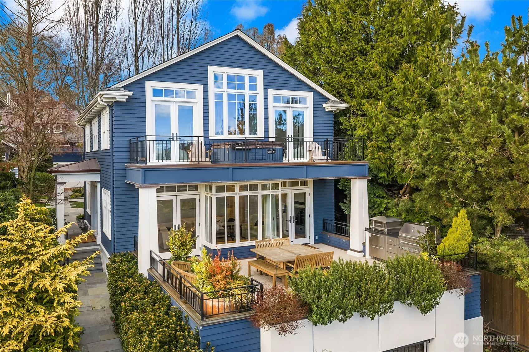 364 Highland Drive, Seattle