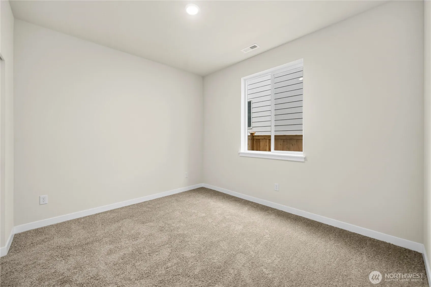 Property photo for 7758 42nd Place Ne, Marysville photo 5