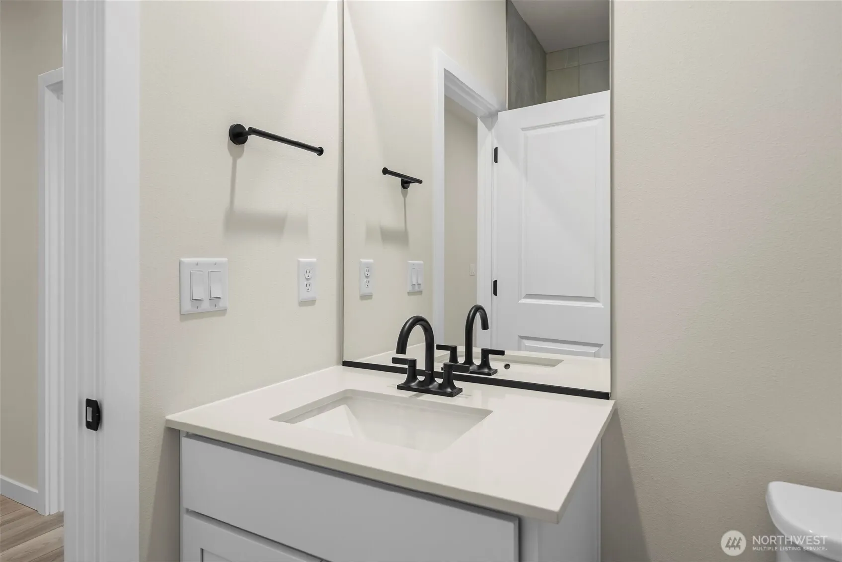 Property photo for 7758 42nd Place Ne, Marysville photo 4