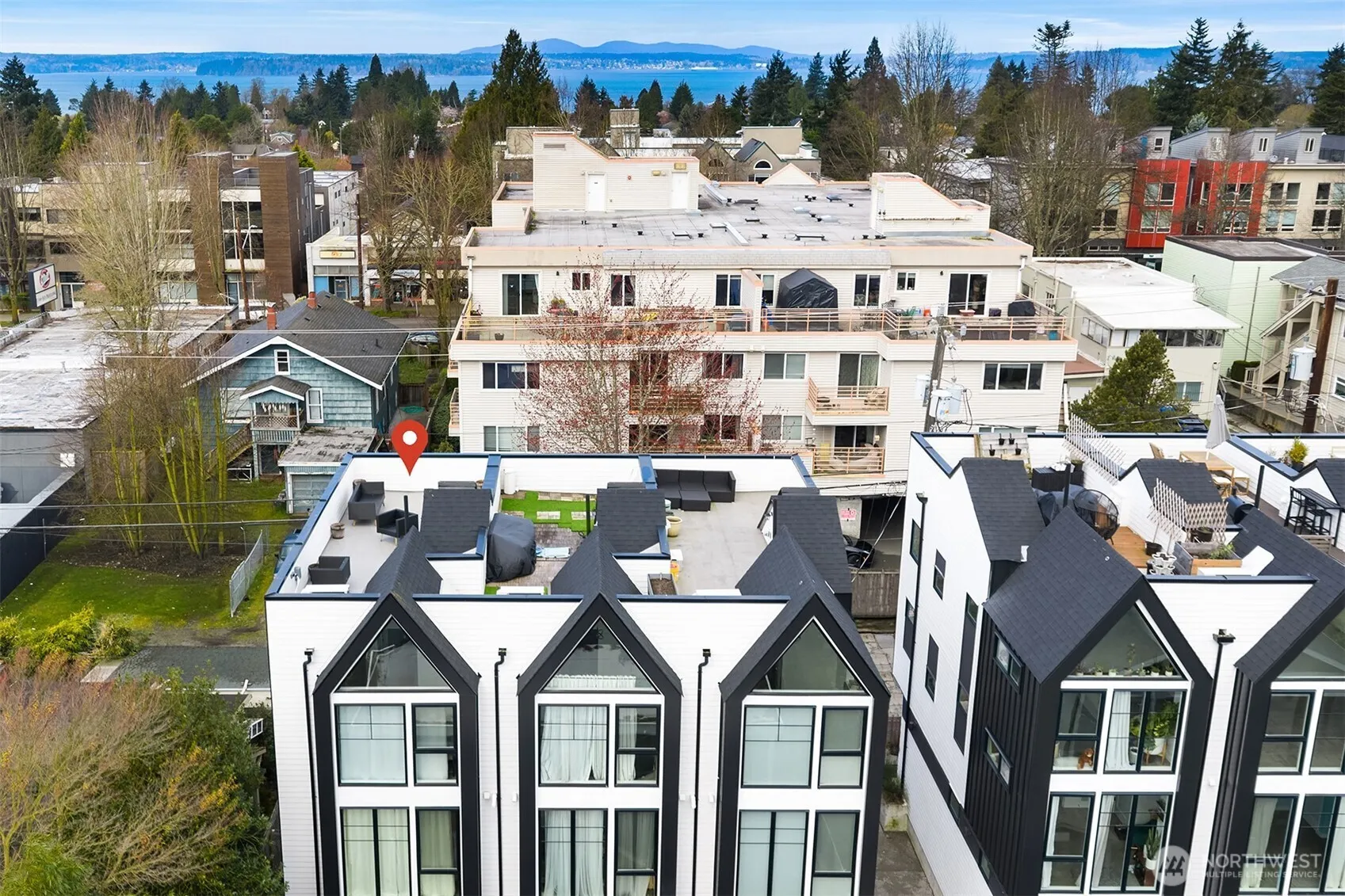 Property photo for 6041 42nd Avenue Sw, Seattle