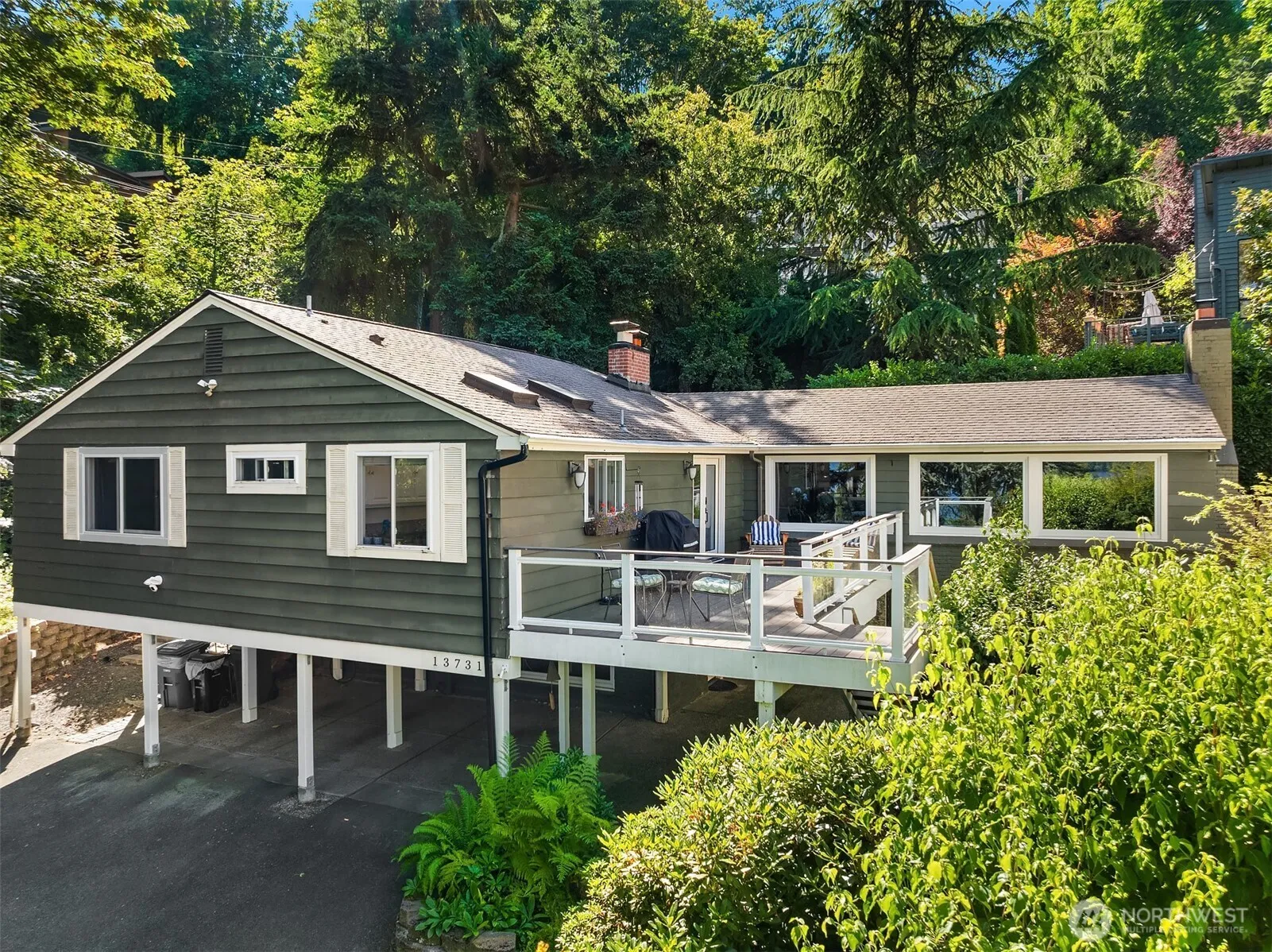 13731 42nd Place Ne, Seattle