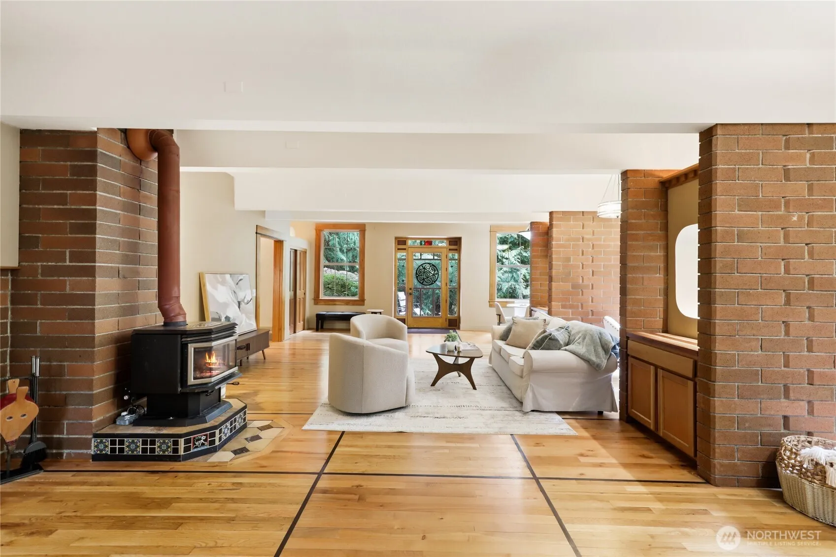Property photo for 7400 Island Center Road Ne, Bainbridge Island photo 5