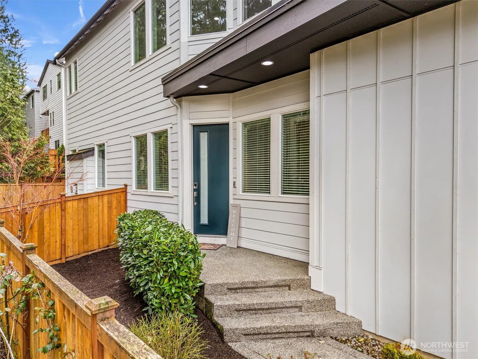 Property photo for 24509 Ne 13th Place, Sammamish photo 3