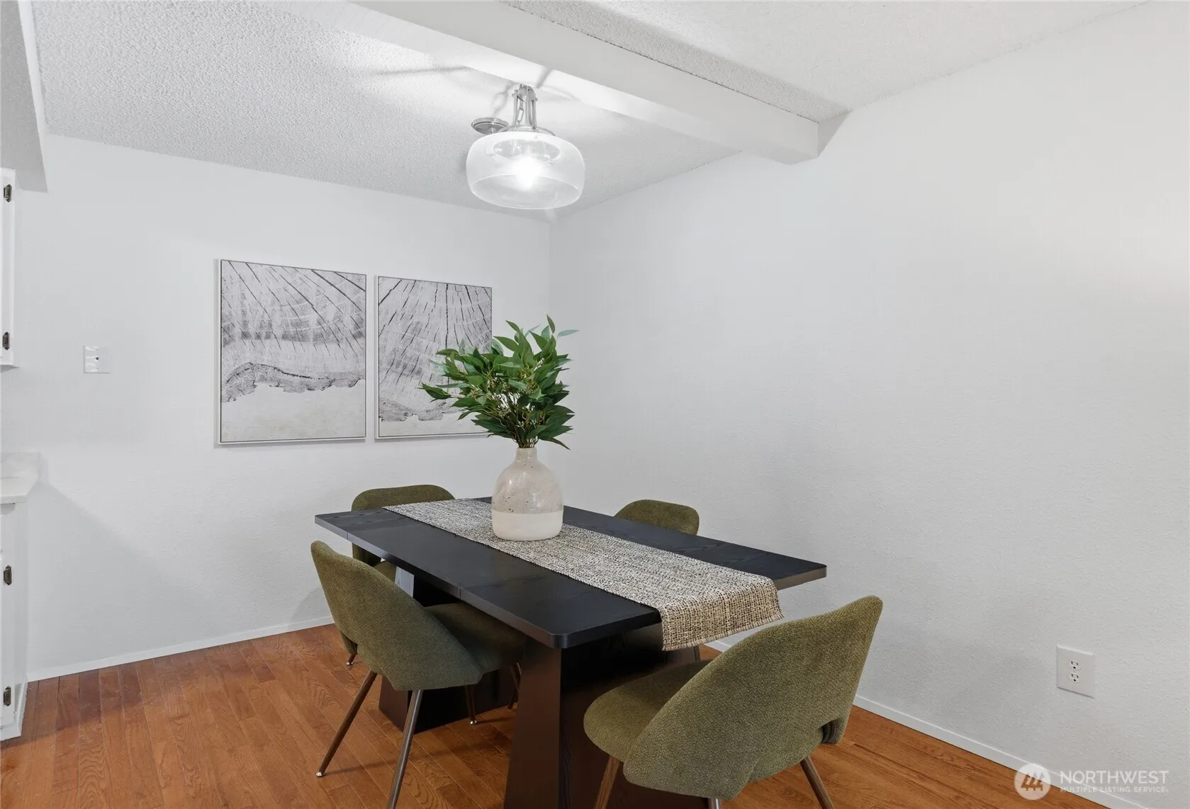 Property photo for 2034 14th Ave W #302, Seattle photo 4