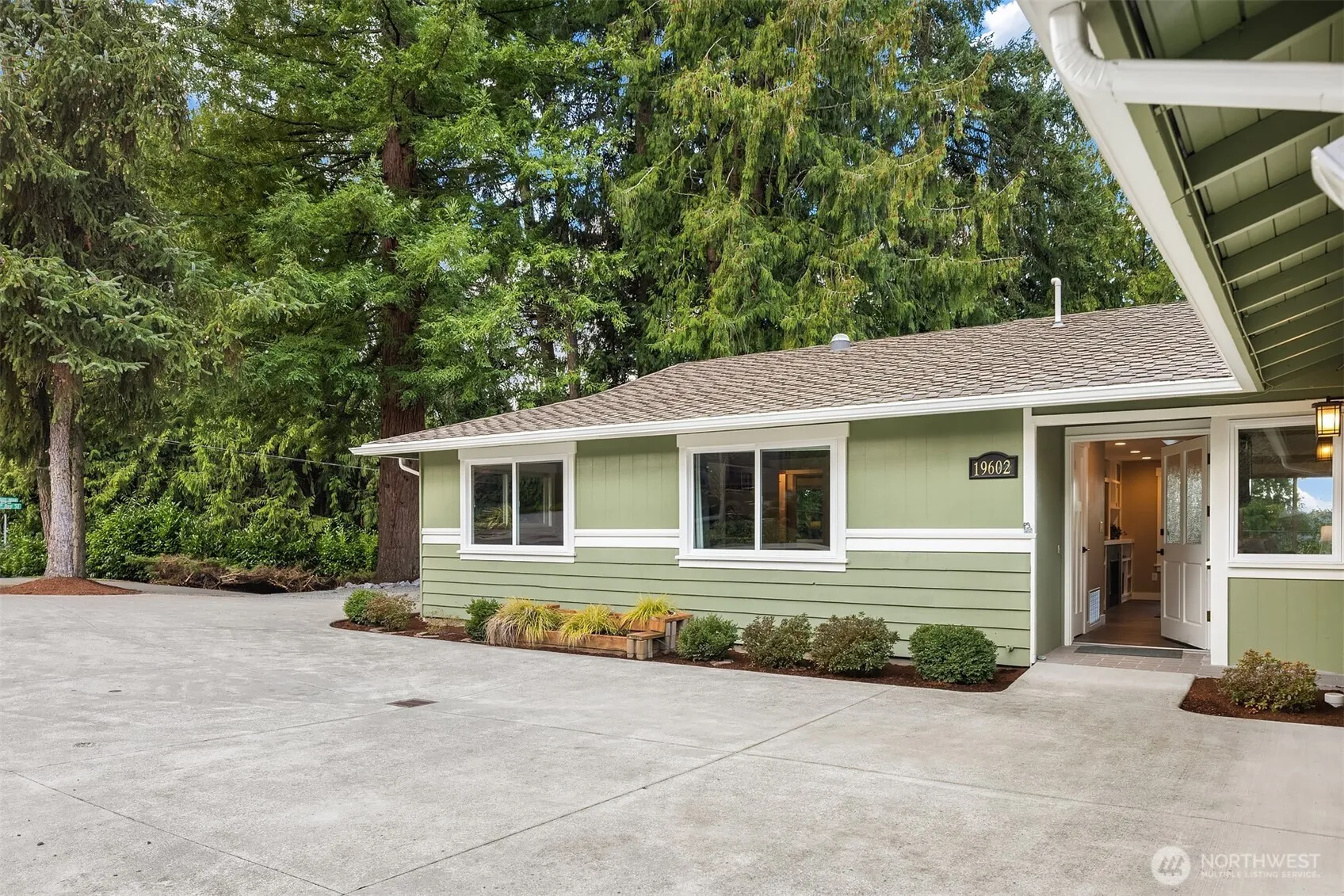 Property photo for 19602 Se 29th Street, Sammamish photo 4