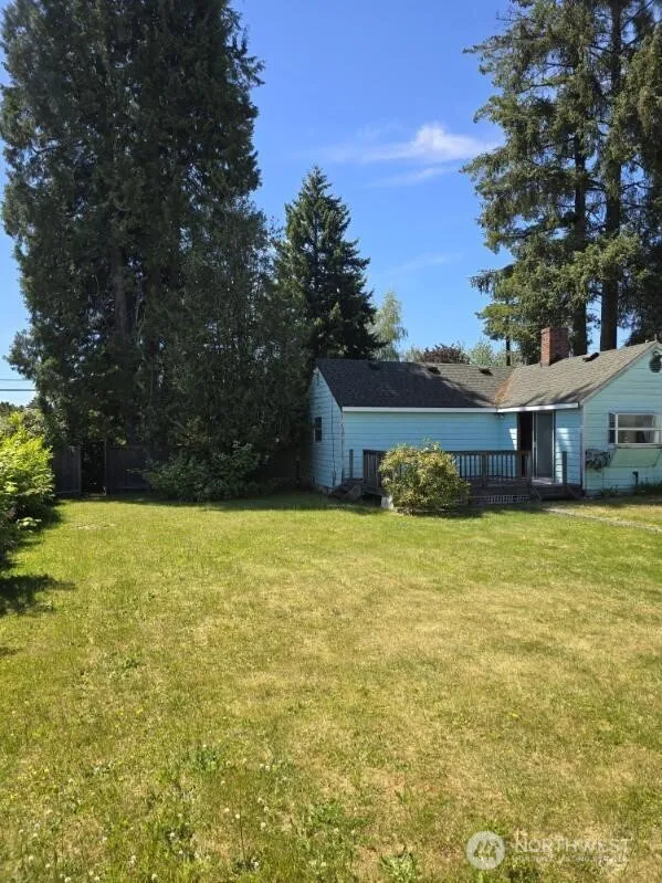 Property photo for 17417 Spruce Way, Lynnwood photo 4