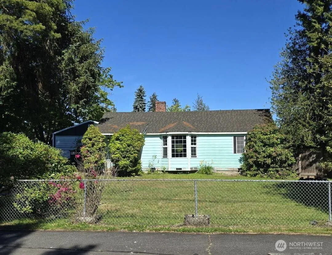 Property photo for 17417 Spruce Way, Lynnwood