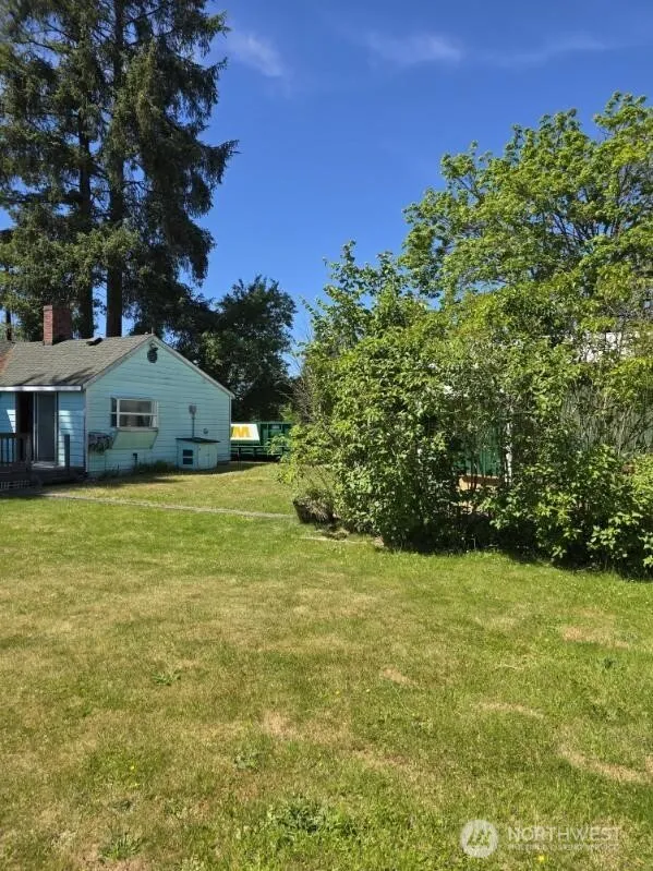 Property photo for 17417 Spruce Way, Lynnwood photo 5