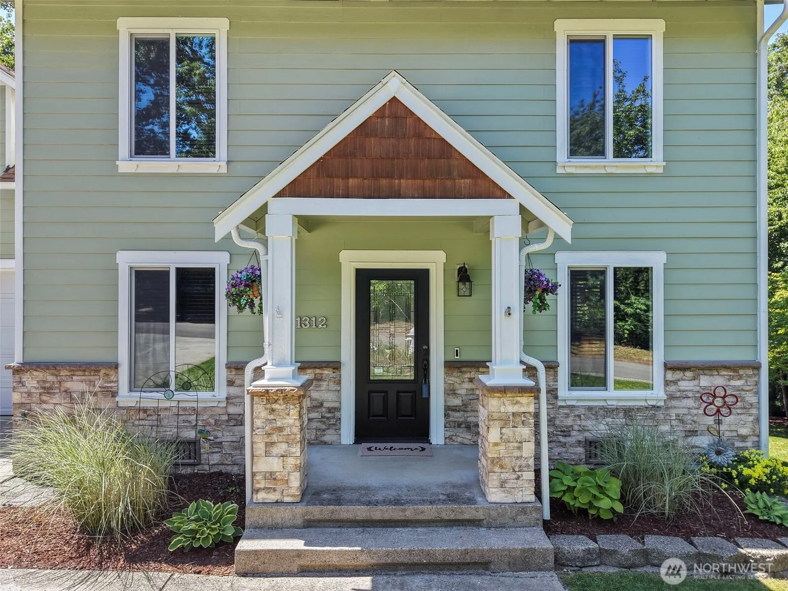 Property photo for 1312 203rd Avenue E, Lake Tapps photo 2