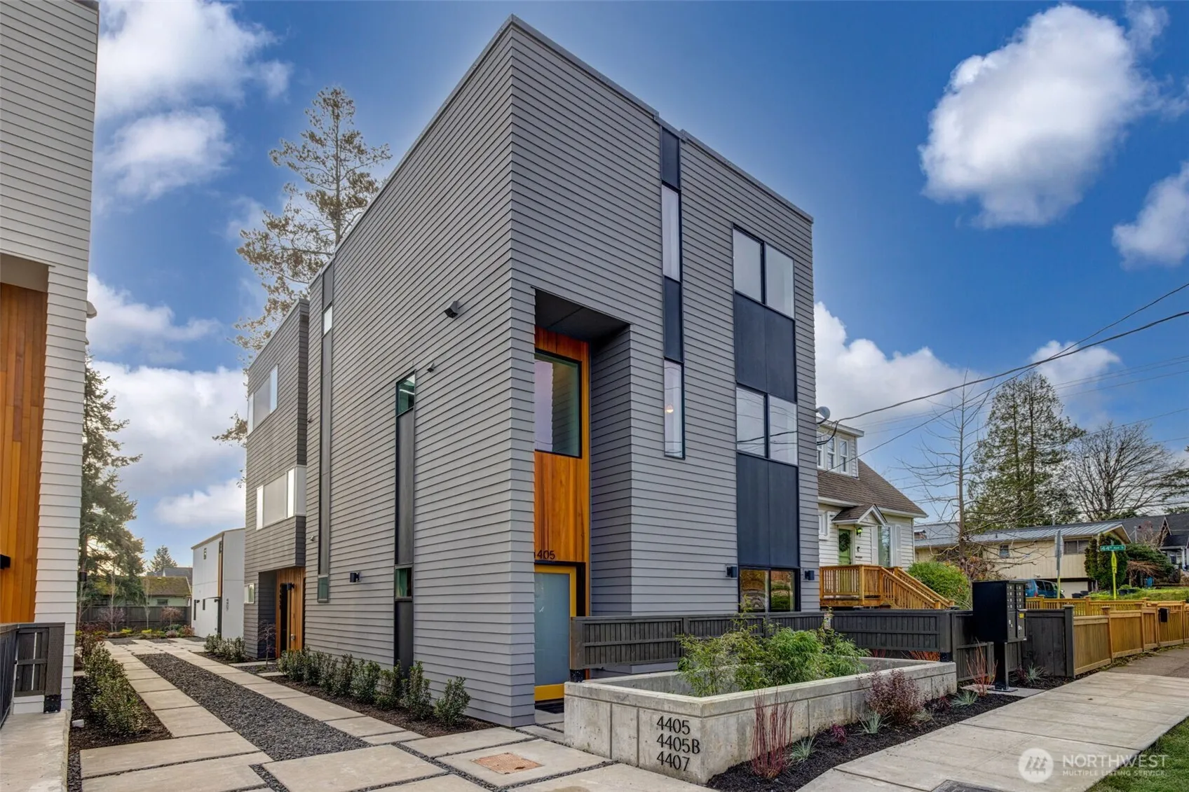Property photo for 4405 S Holly Street, Seattle