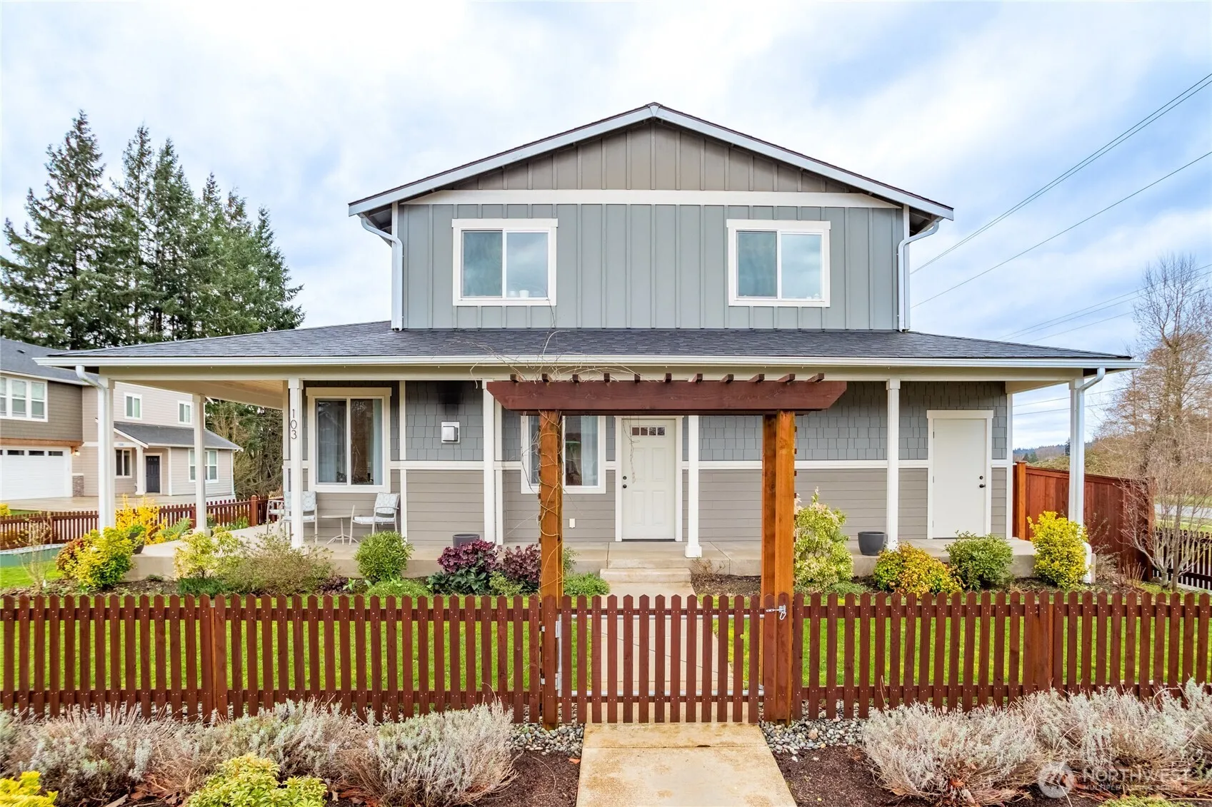 Property photo for 103 N Trail Road, Sedro Woolley