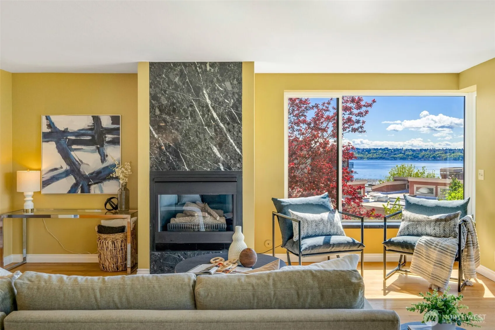 Property photo for 619 5th Avenue W #302, Seattle photo 5