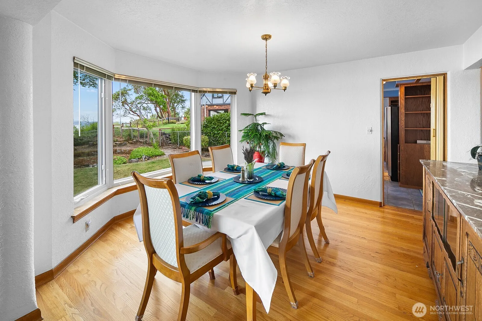 Property photo for 10445 Marine View Drive Sw, Seattle photo 3