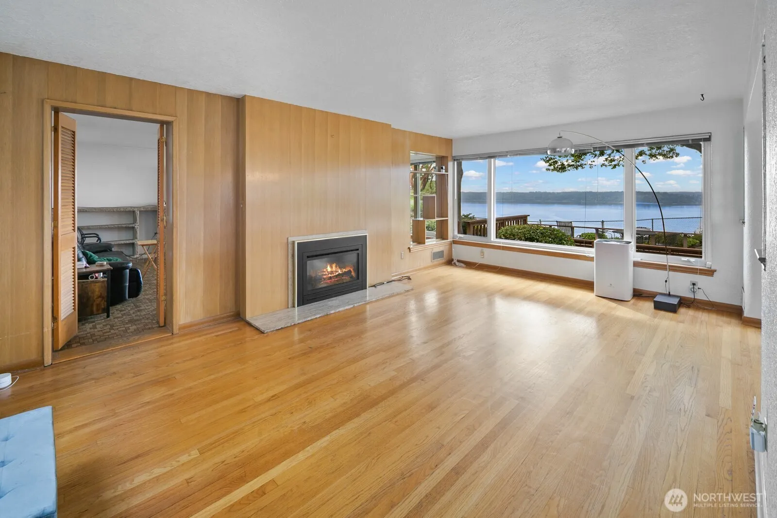 Property photo for 10445 Marine View Drive Sw, Seattle photo 5