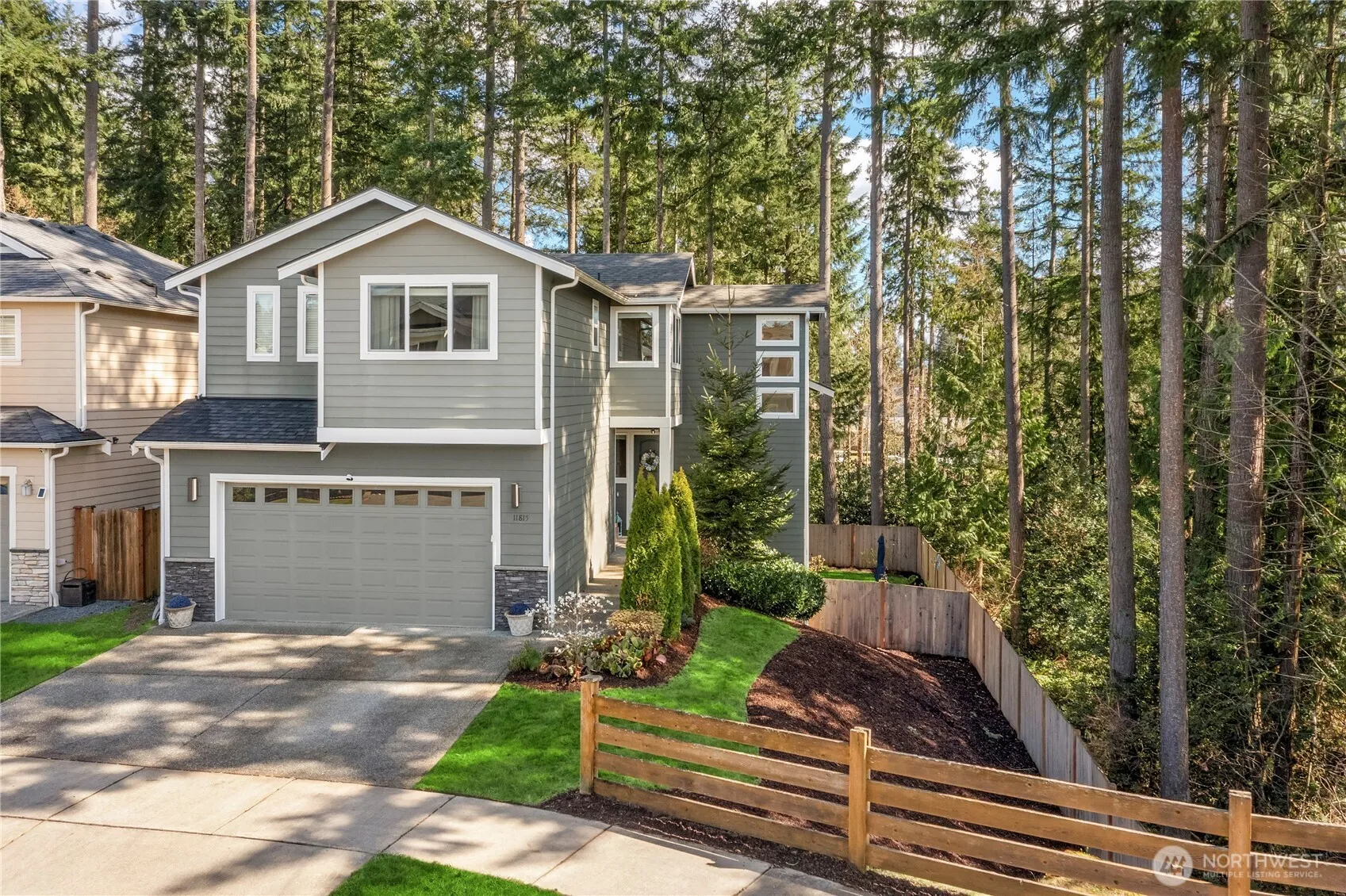 Property photo for 11815 26th Drive Se, Everett photo 3