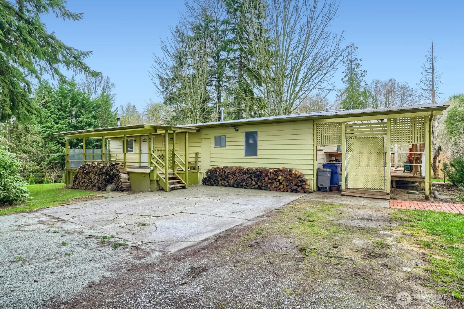 Property photo for 9715 162nd Street Se, Snohomish