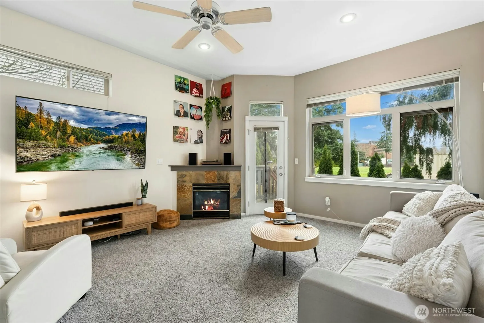 Property photo for 11560 Stone Avenue N #101, Seattle photo 2
