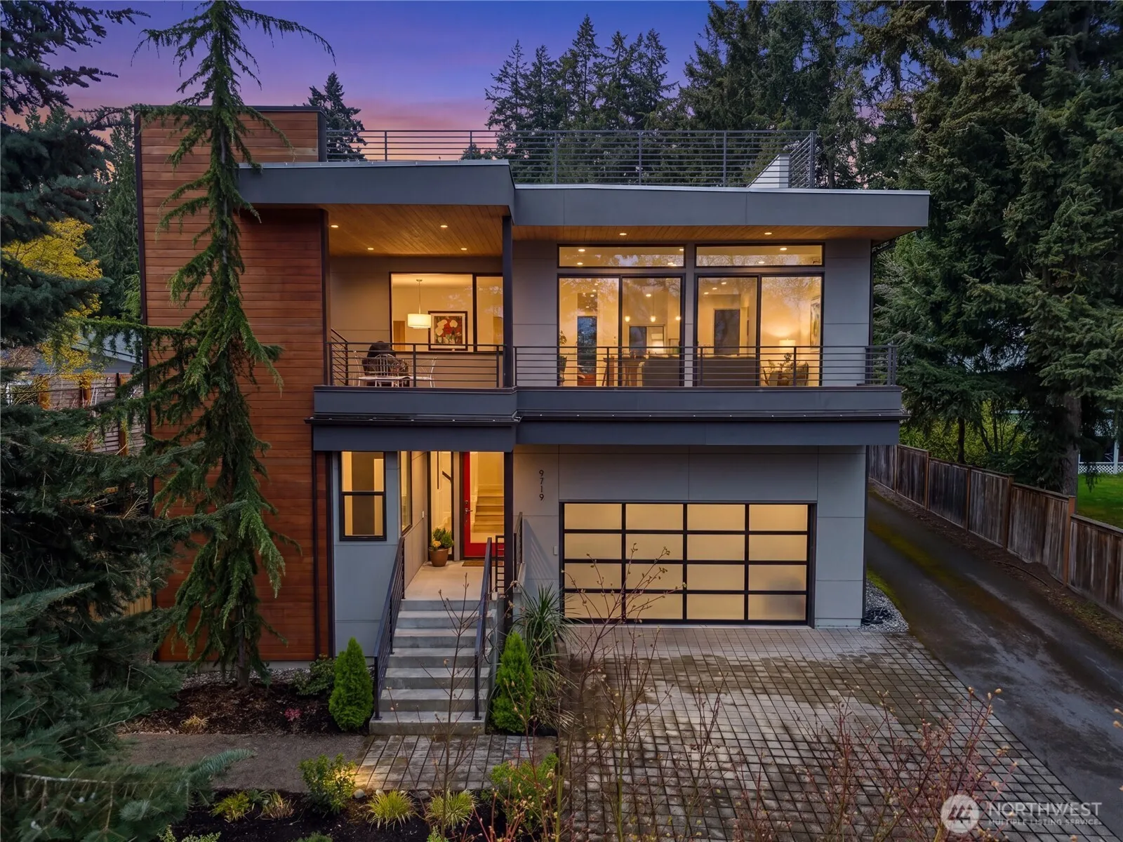 Property photo for 9719 Lake Shore Boulevard Ne, Seattle
