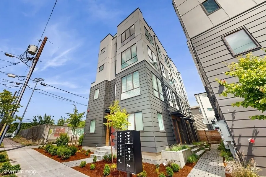 Property photo for 442 13th Avenue, Seattle