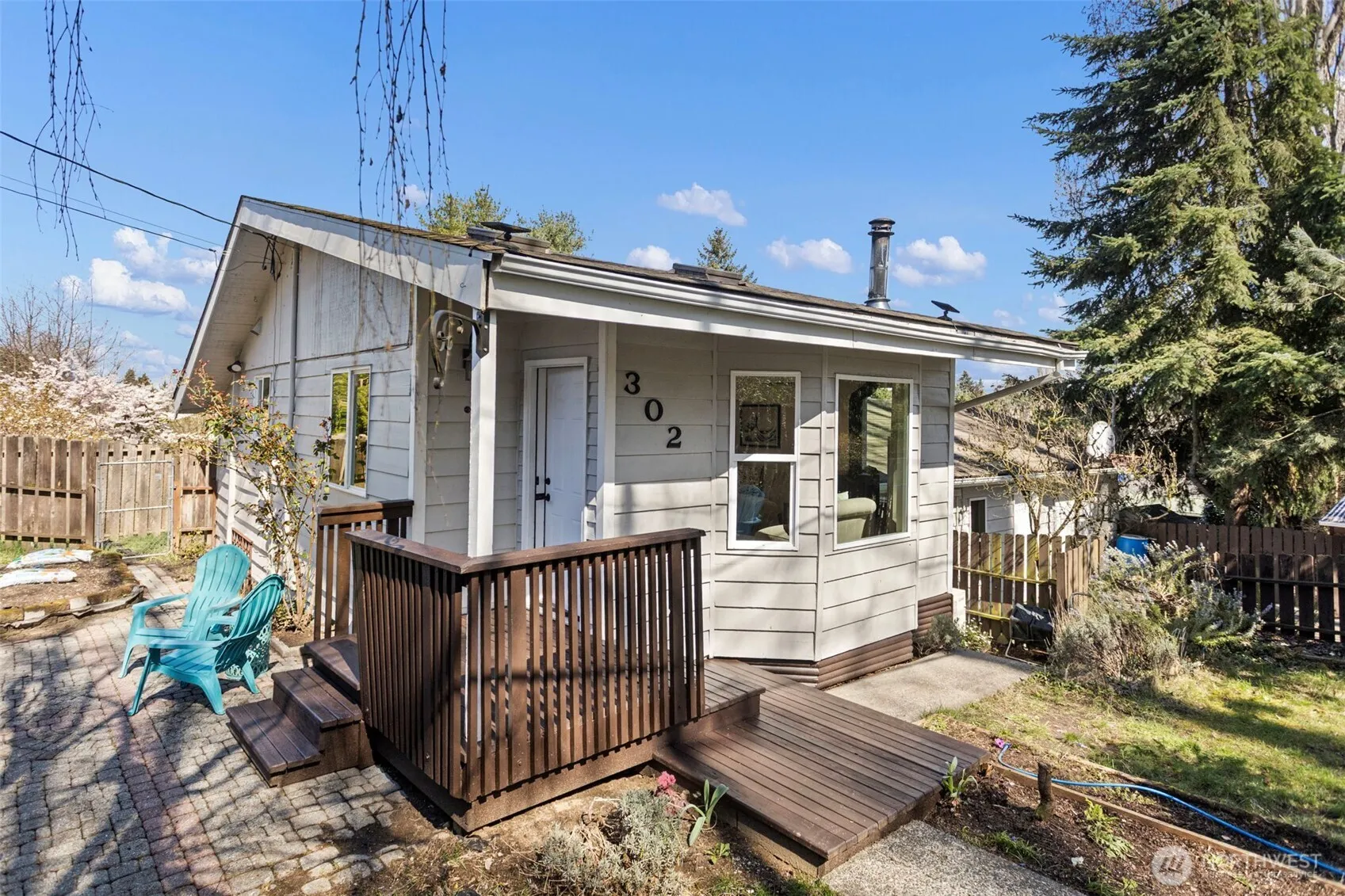 Property photo for 302 S Barton Street, Seattle